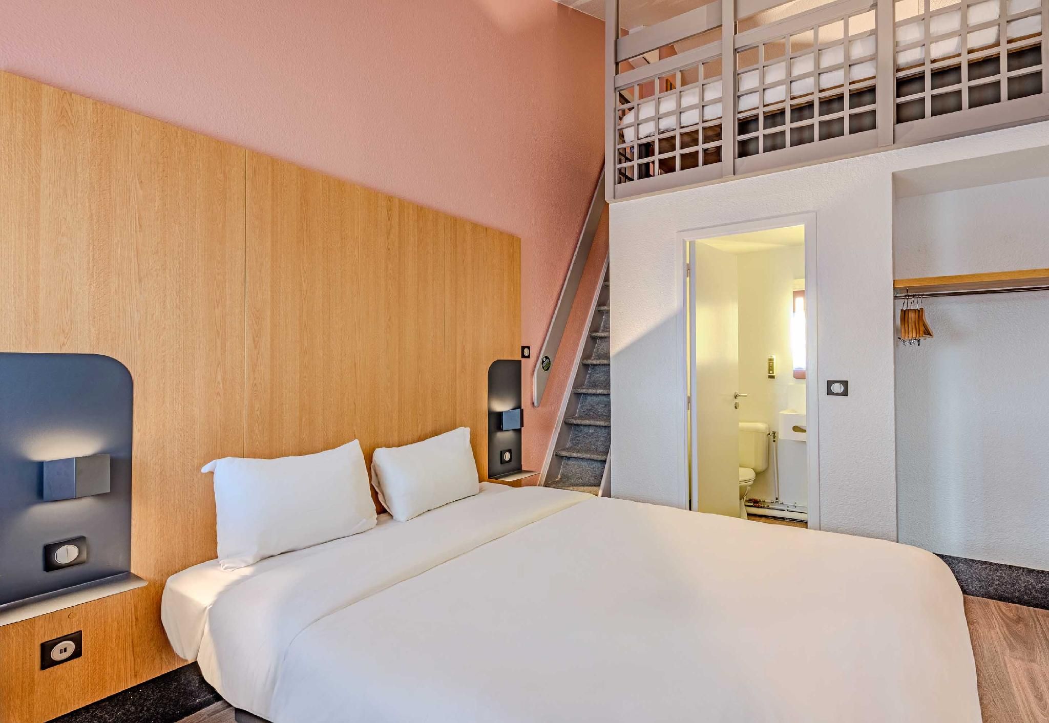 Quadruple Room - Non-Smoking