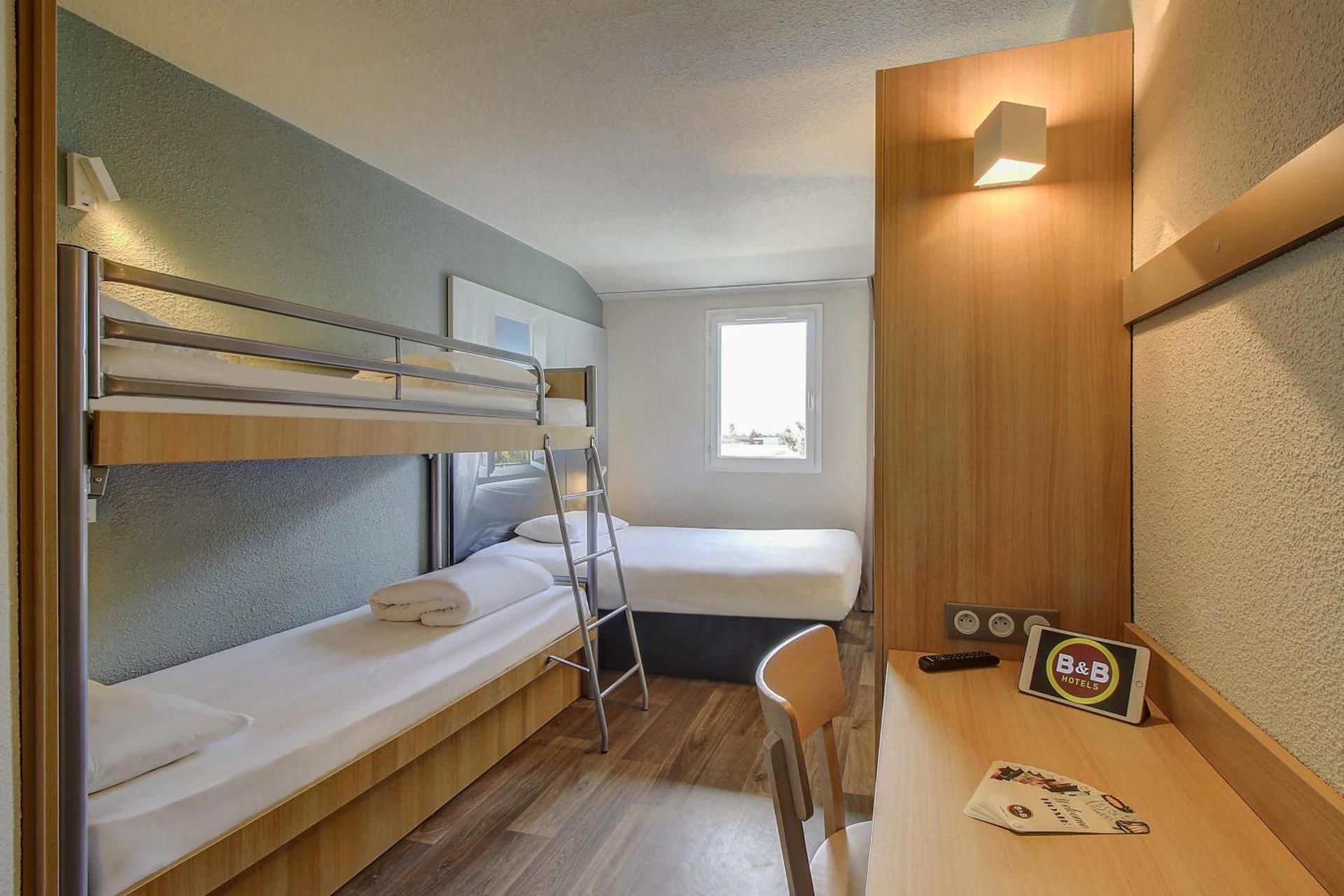 Quadruple Room - Non-Smoking