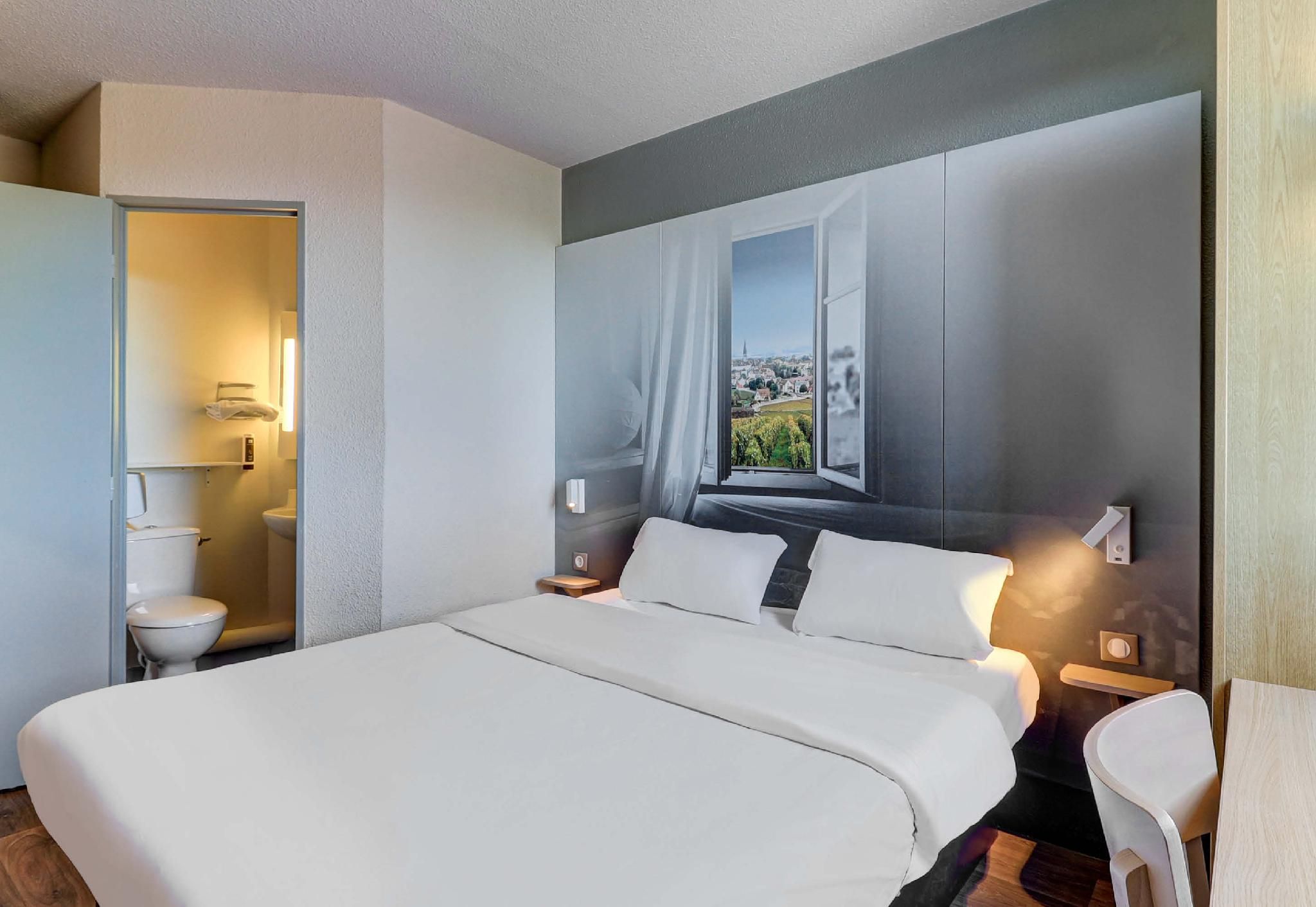Double Room - Non-Smoking