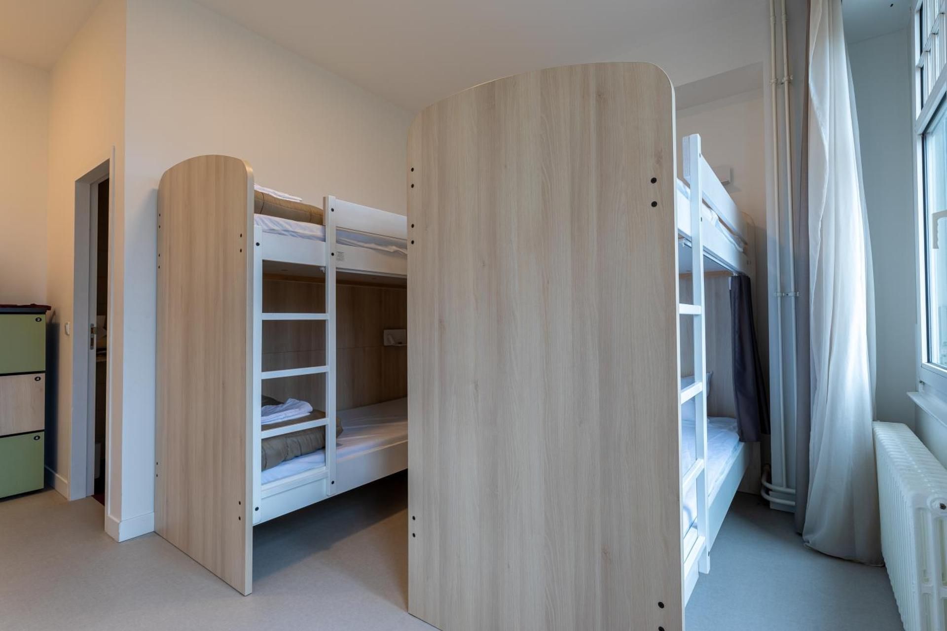 Bed in 6-Bed Mixed Dormitory Room