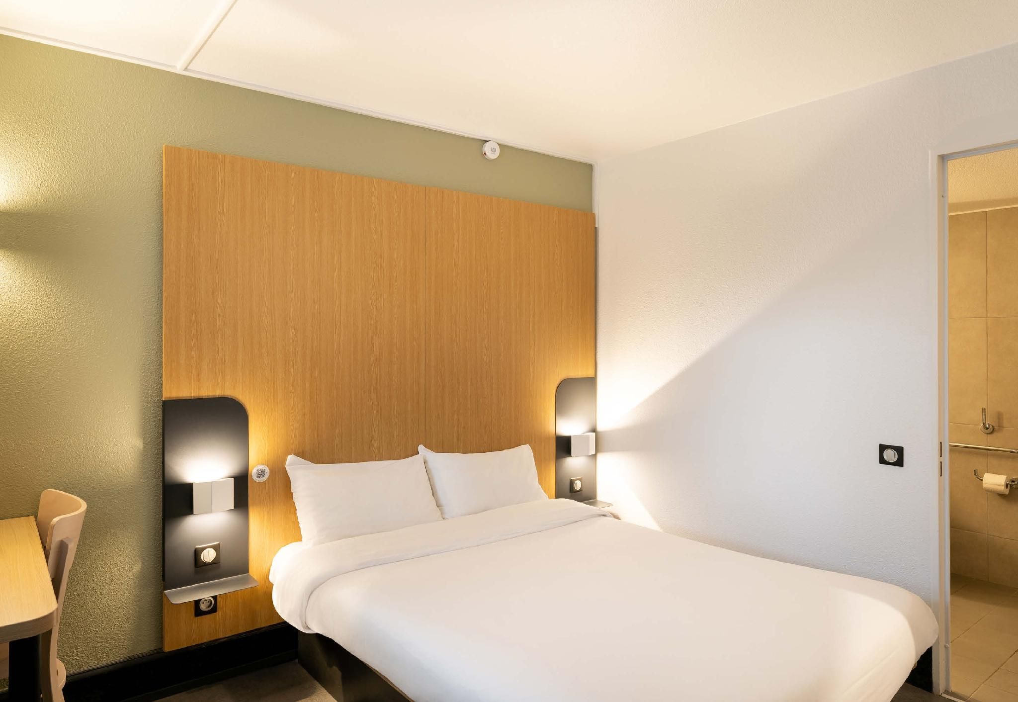 Double Room - Disability Access