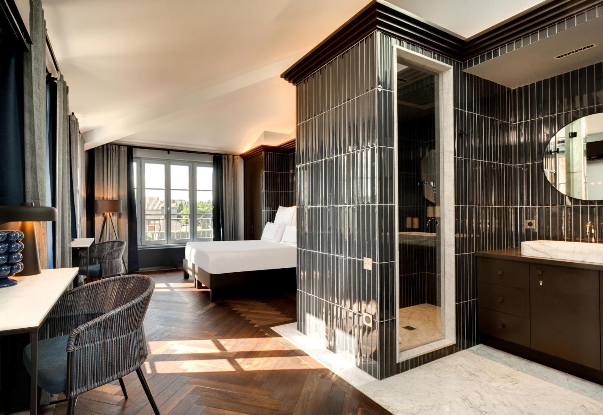 Large Double Room