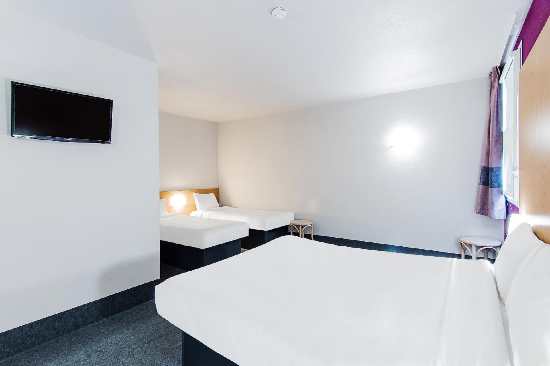 Quadruple Room - Non-Smoking