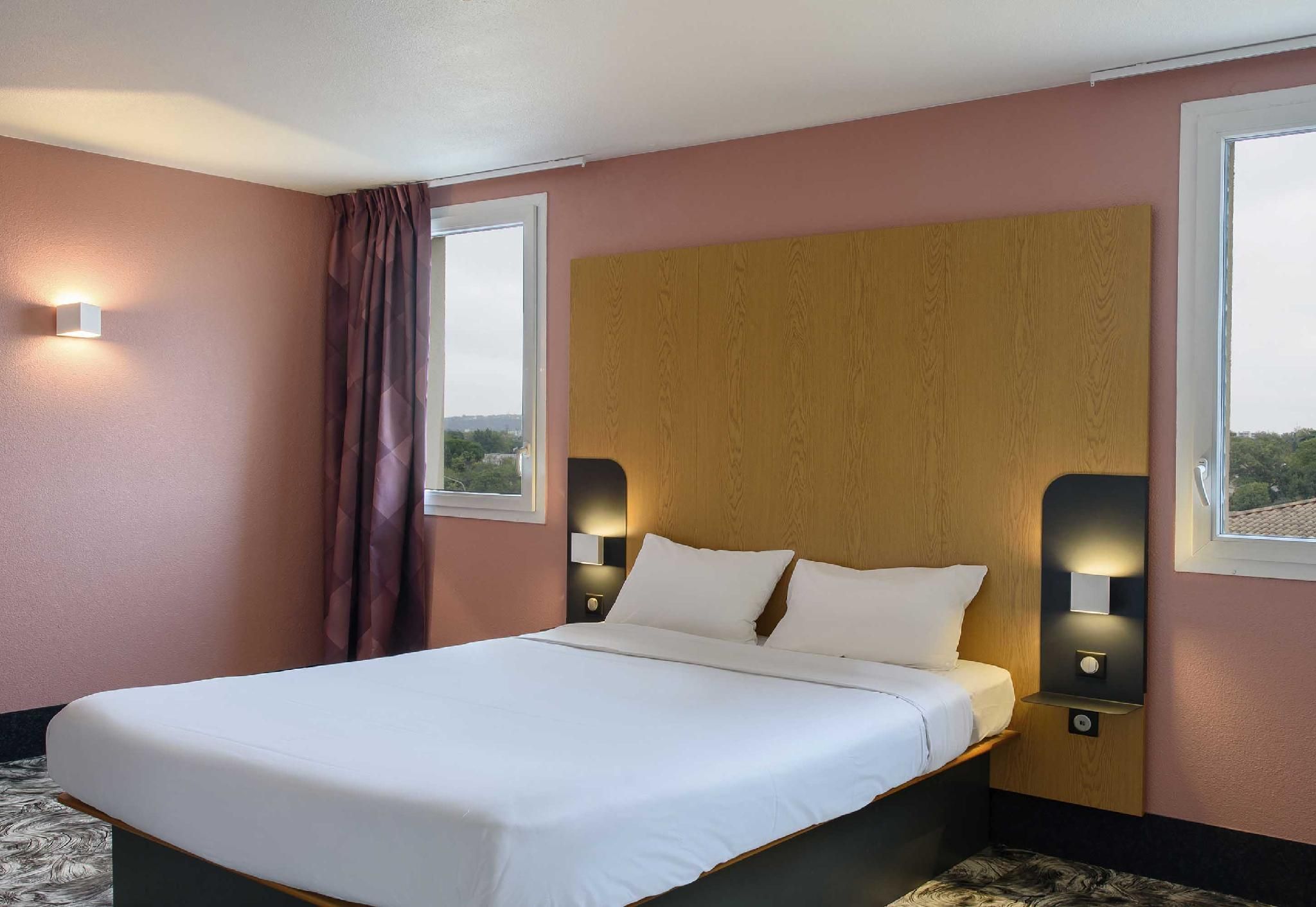 Double Room - Non-Smoking