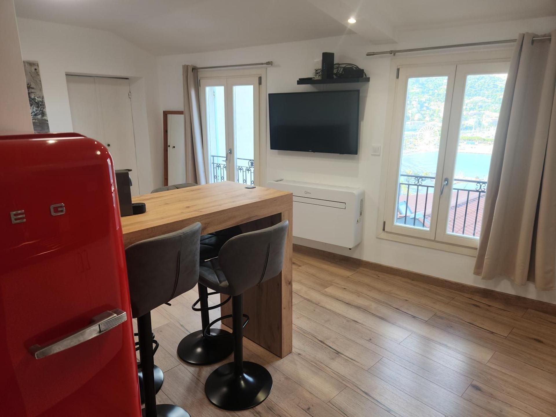 Apartment with Sea View
