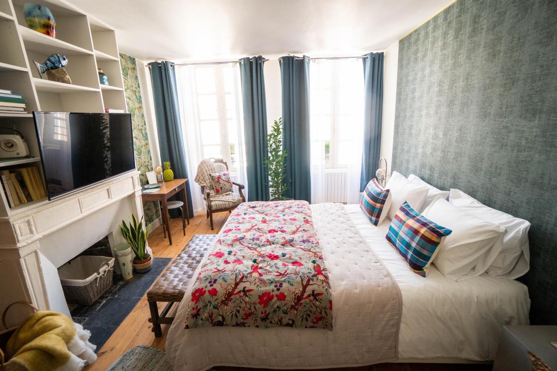 Deluxe Suite