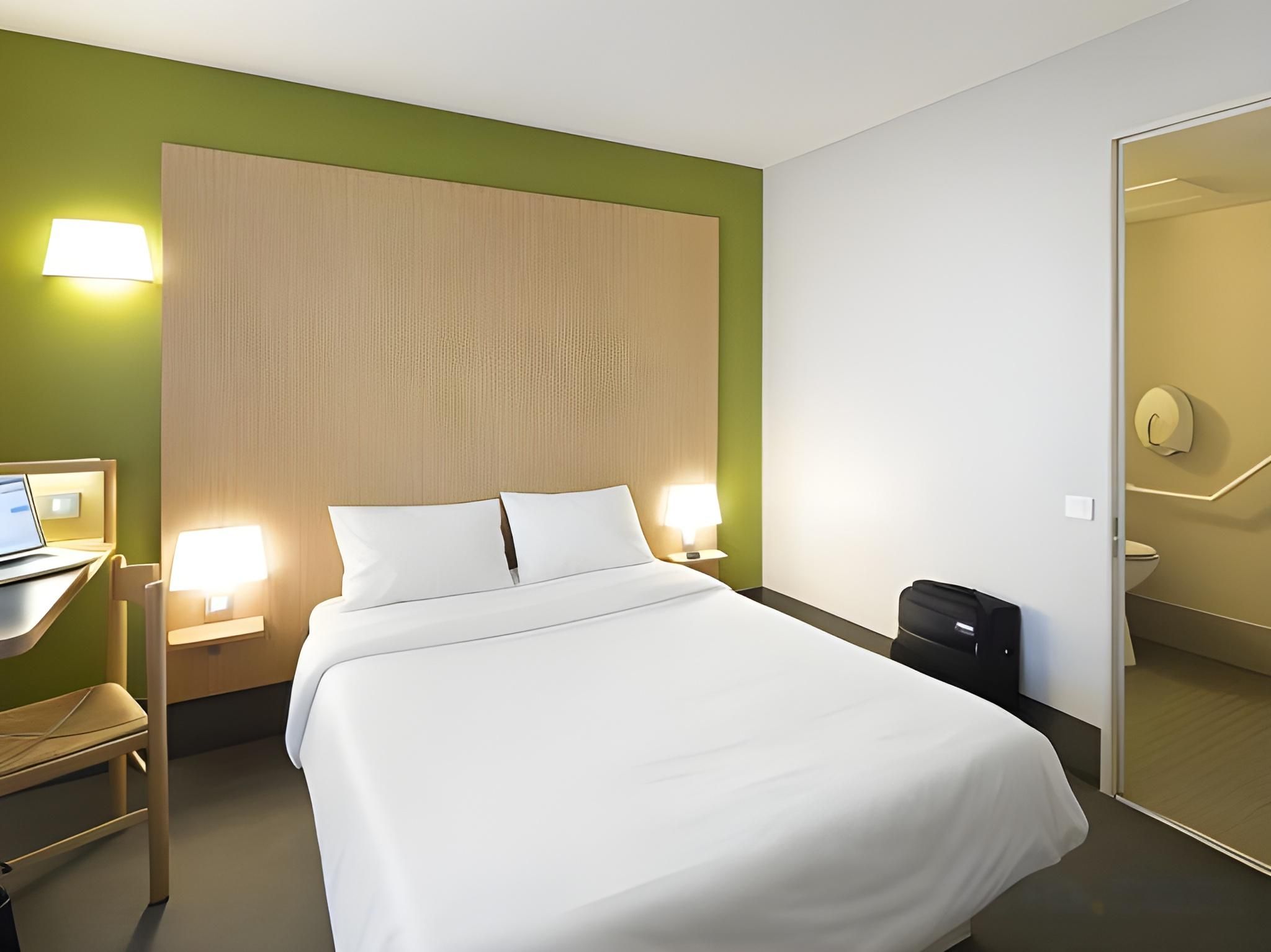 Accessible - 1 Double Bed