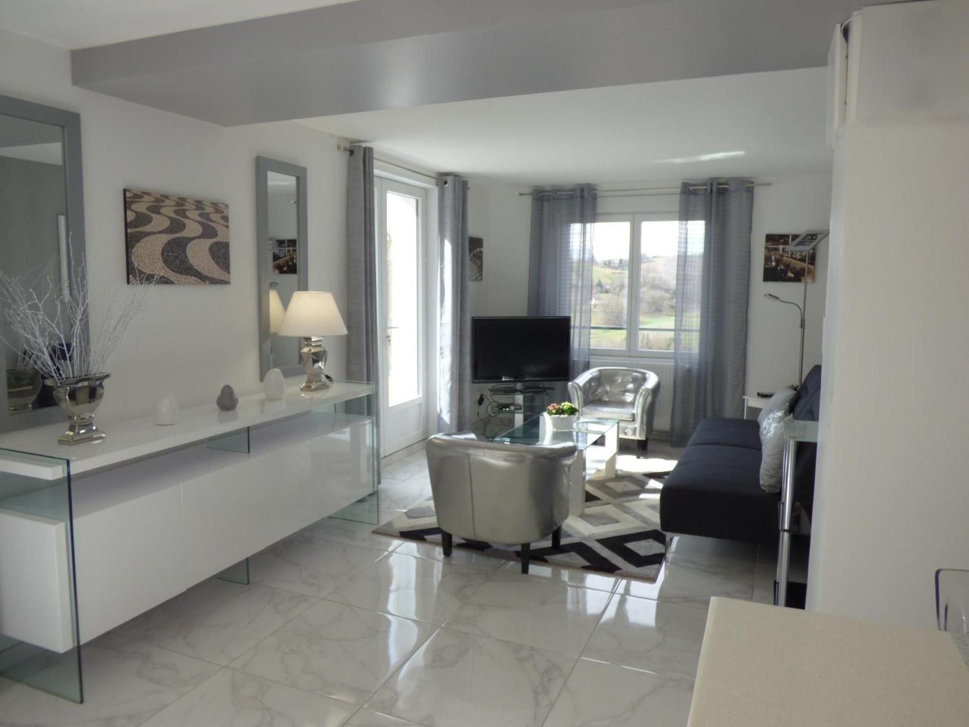 Queen Suite