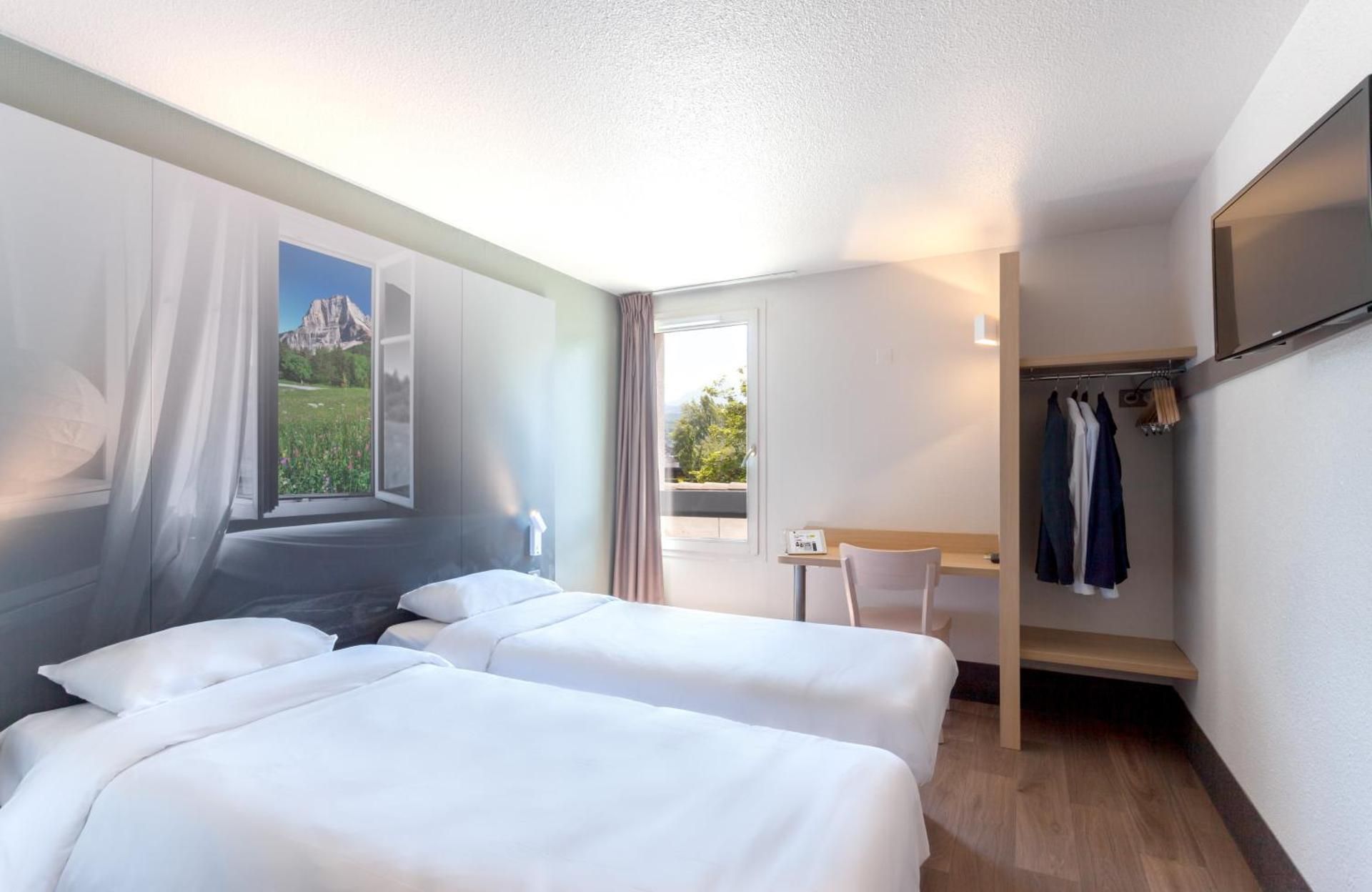 Twin Room - Non-Smoking