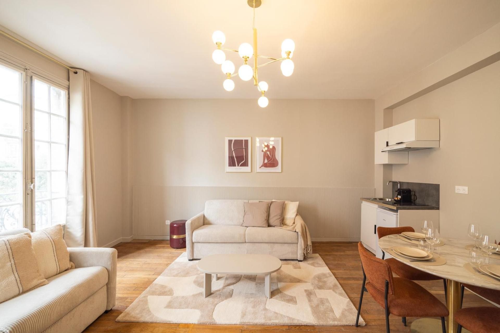 One-Bedroom Apartment