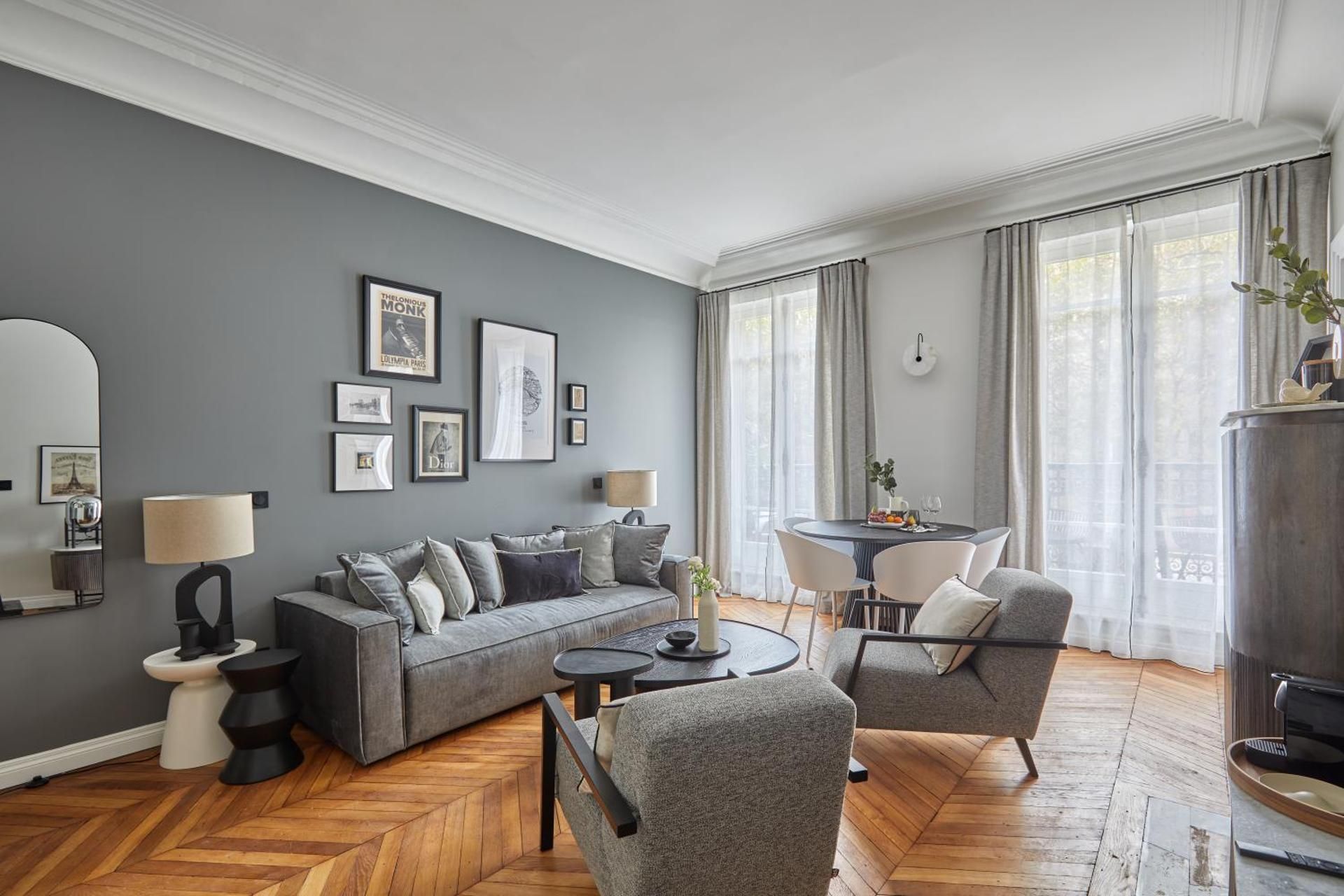 One-Bedroom Apartment