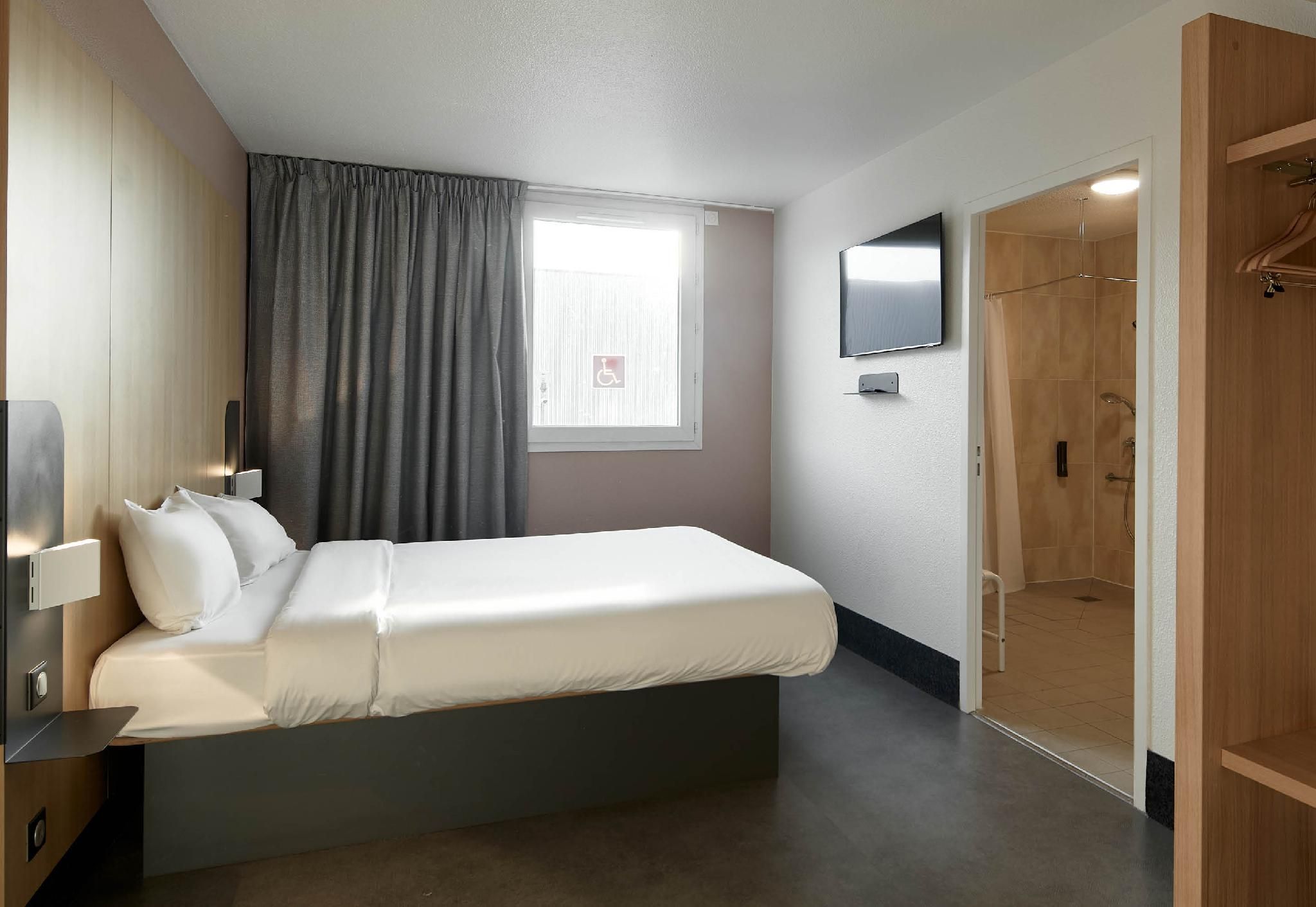 Double Room - Disability Access
