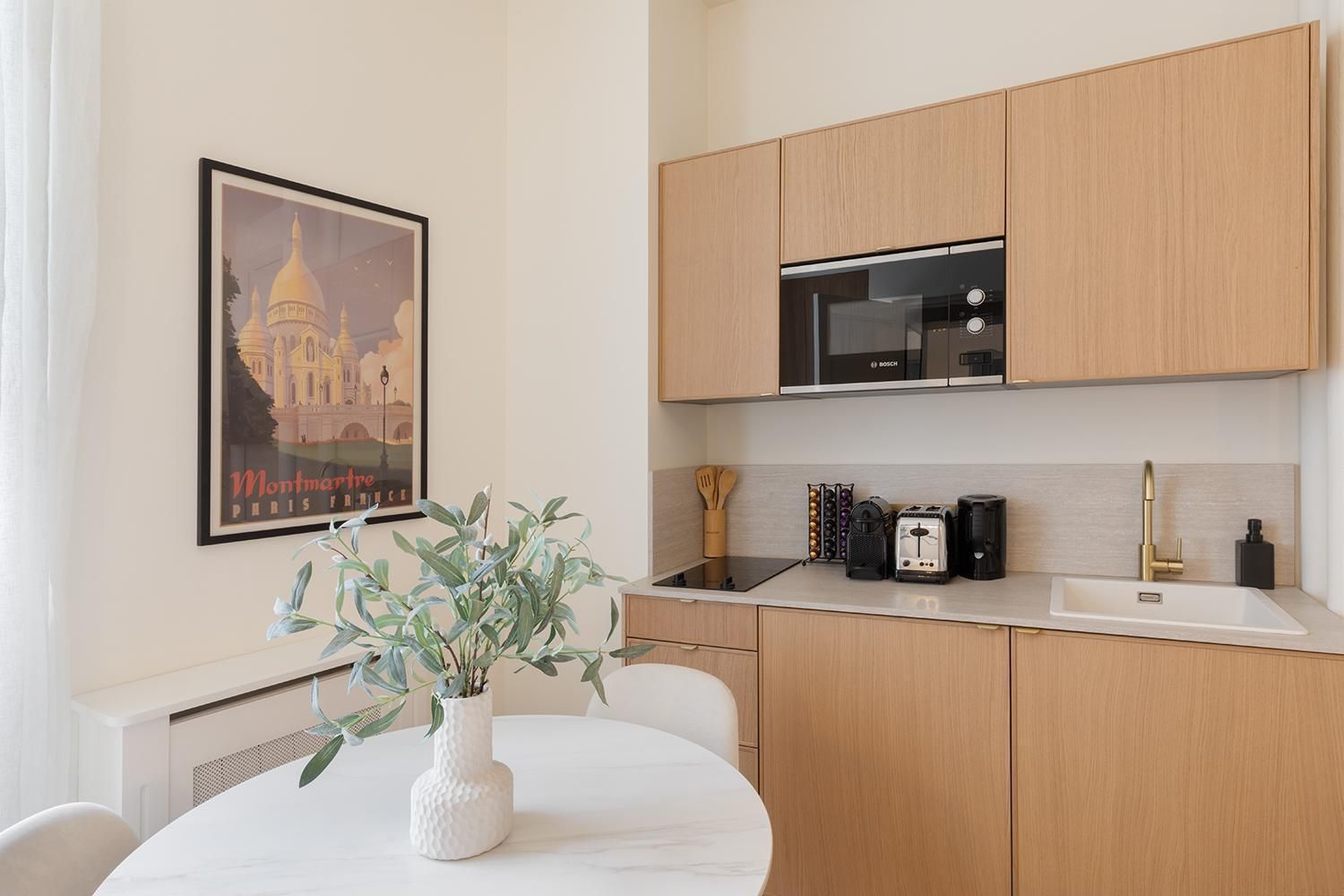 Studio Apartment
