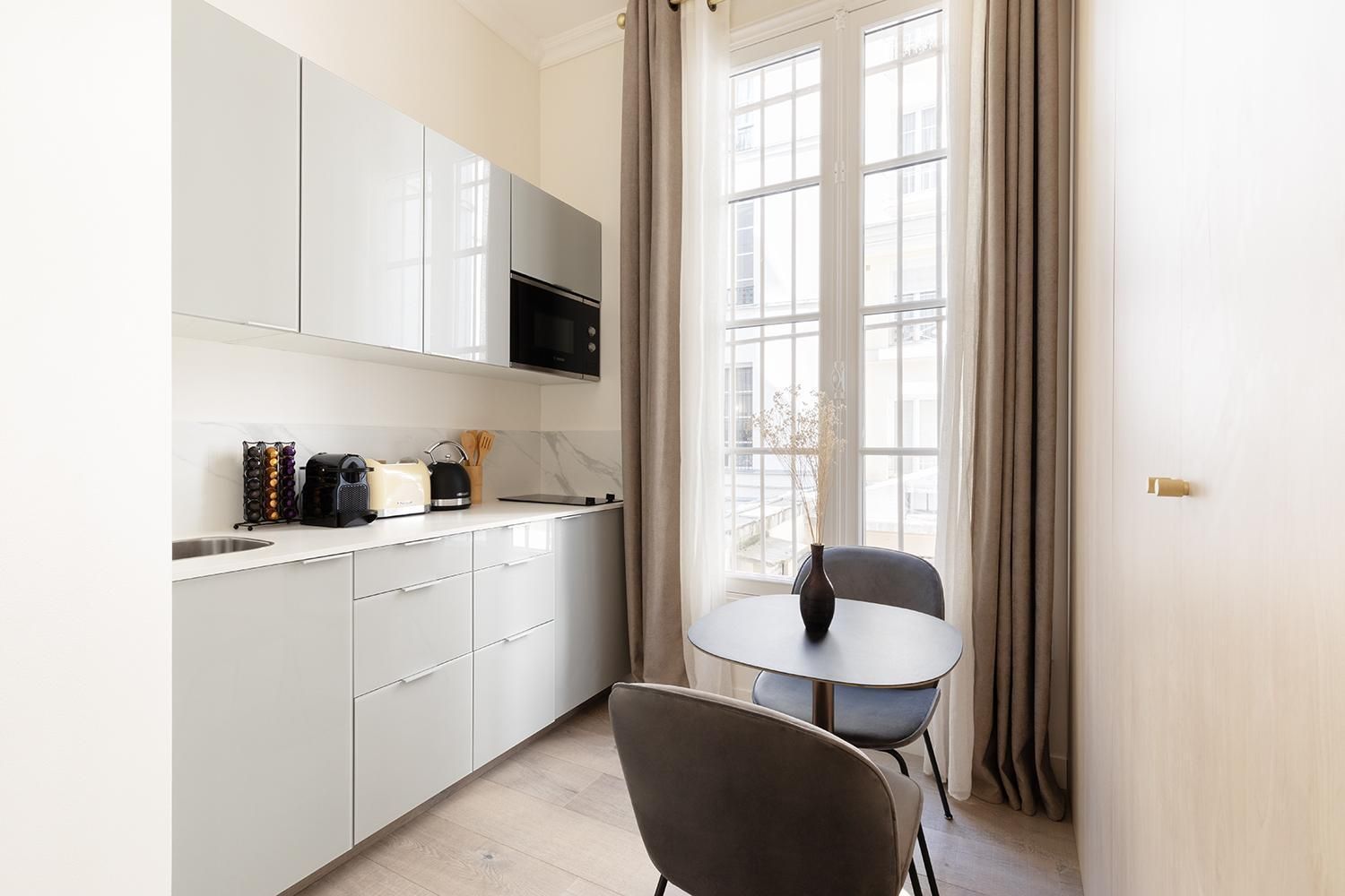 One-Bedroom Apartment