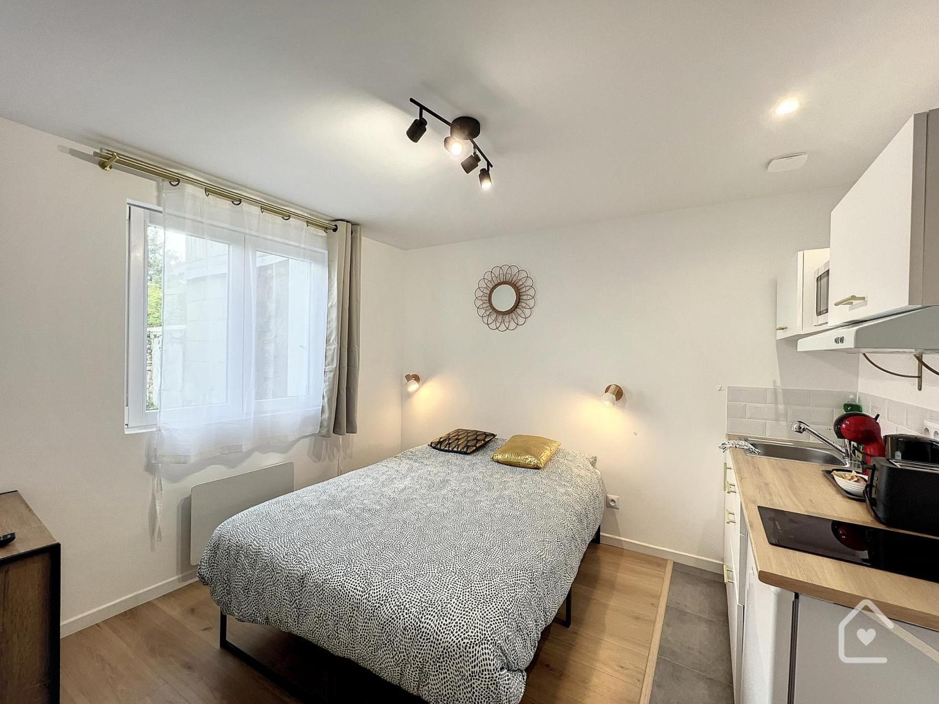 Apartment with Garden View