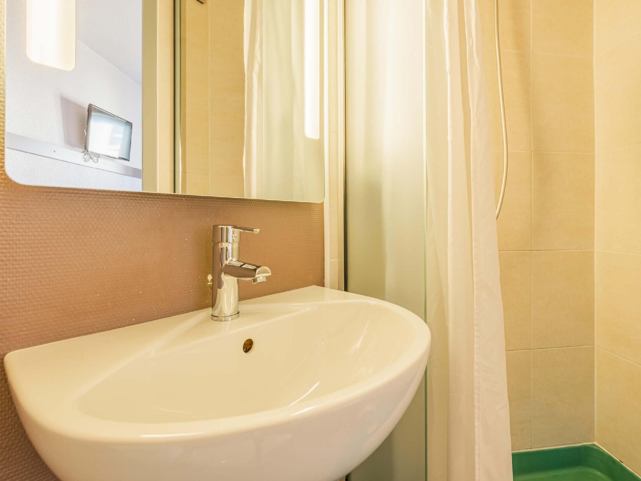 Twin Room - Non Smoking