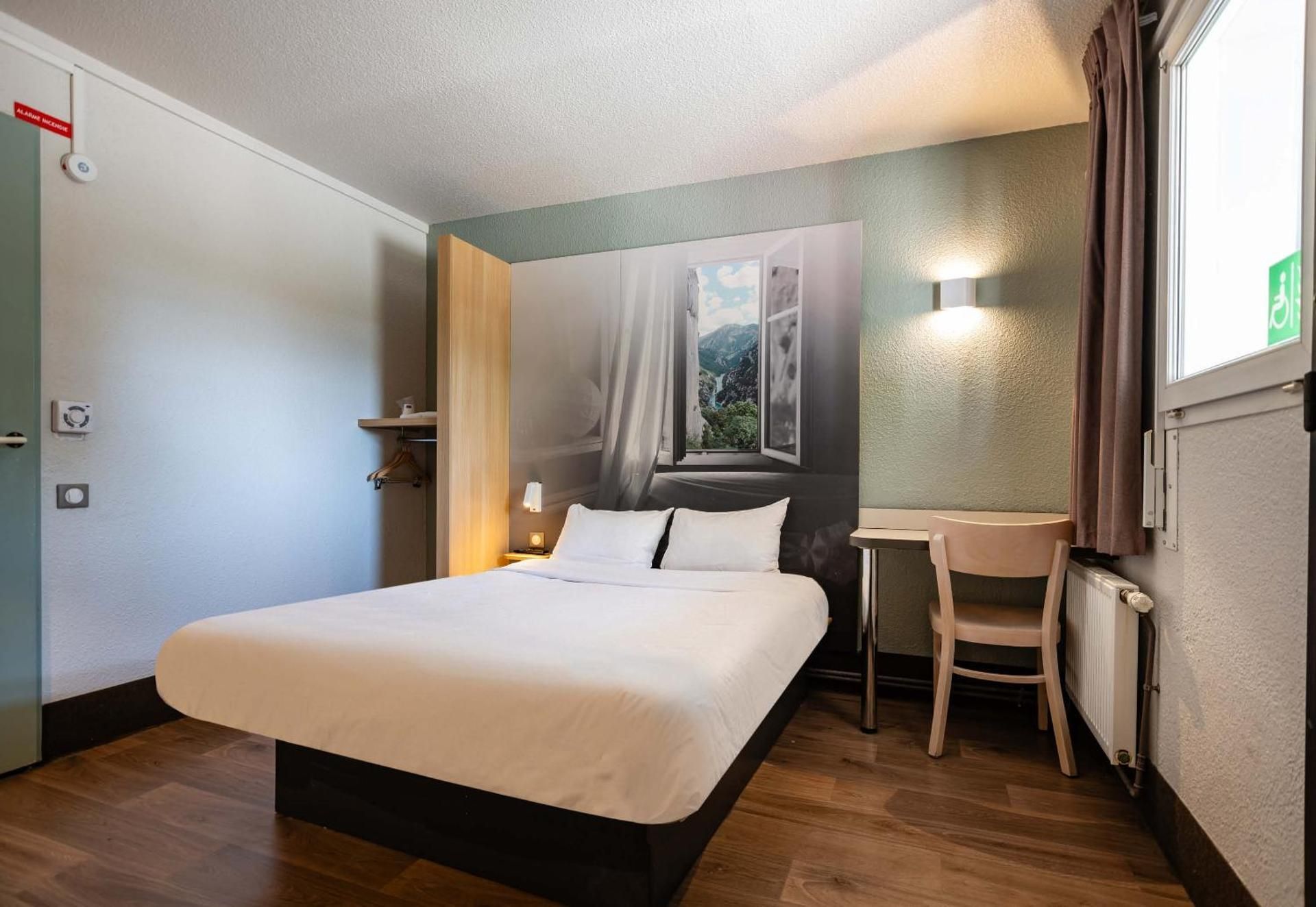 Double Room - Disability Access - Non-Smoking