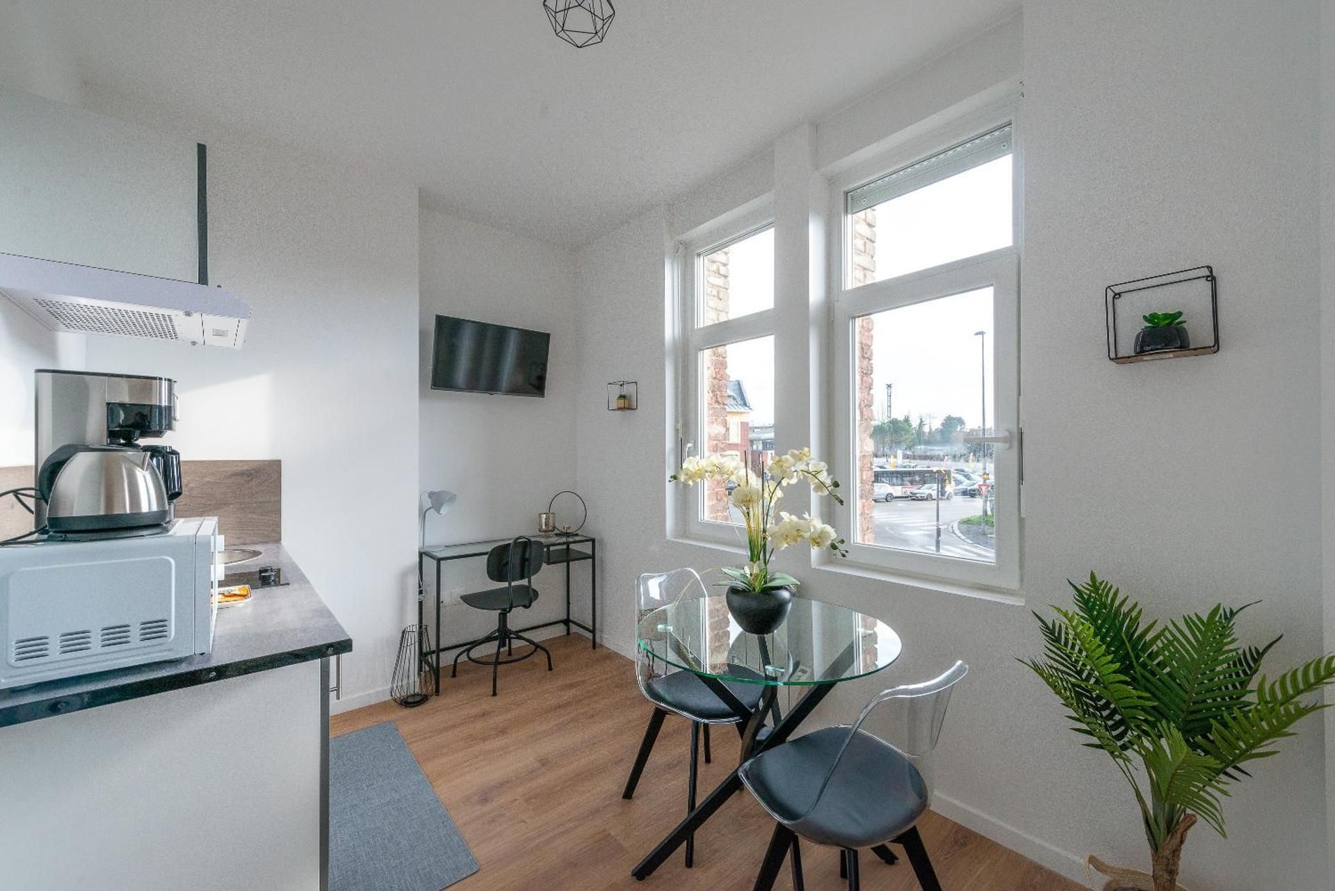 Studio with Balcony