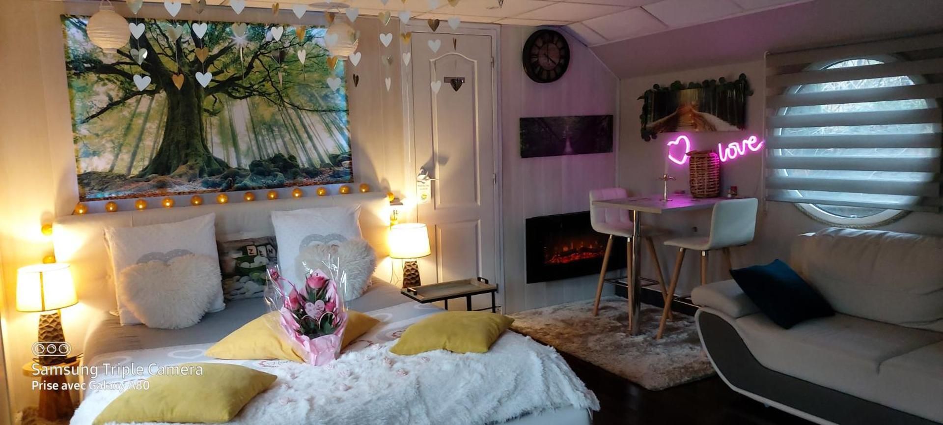 Double Room with Private Bathroom