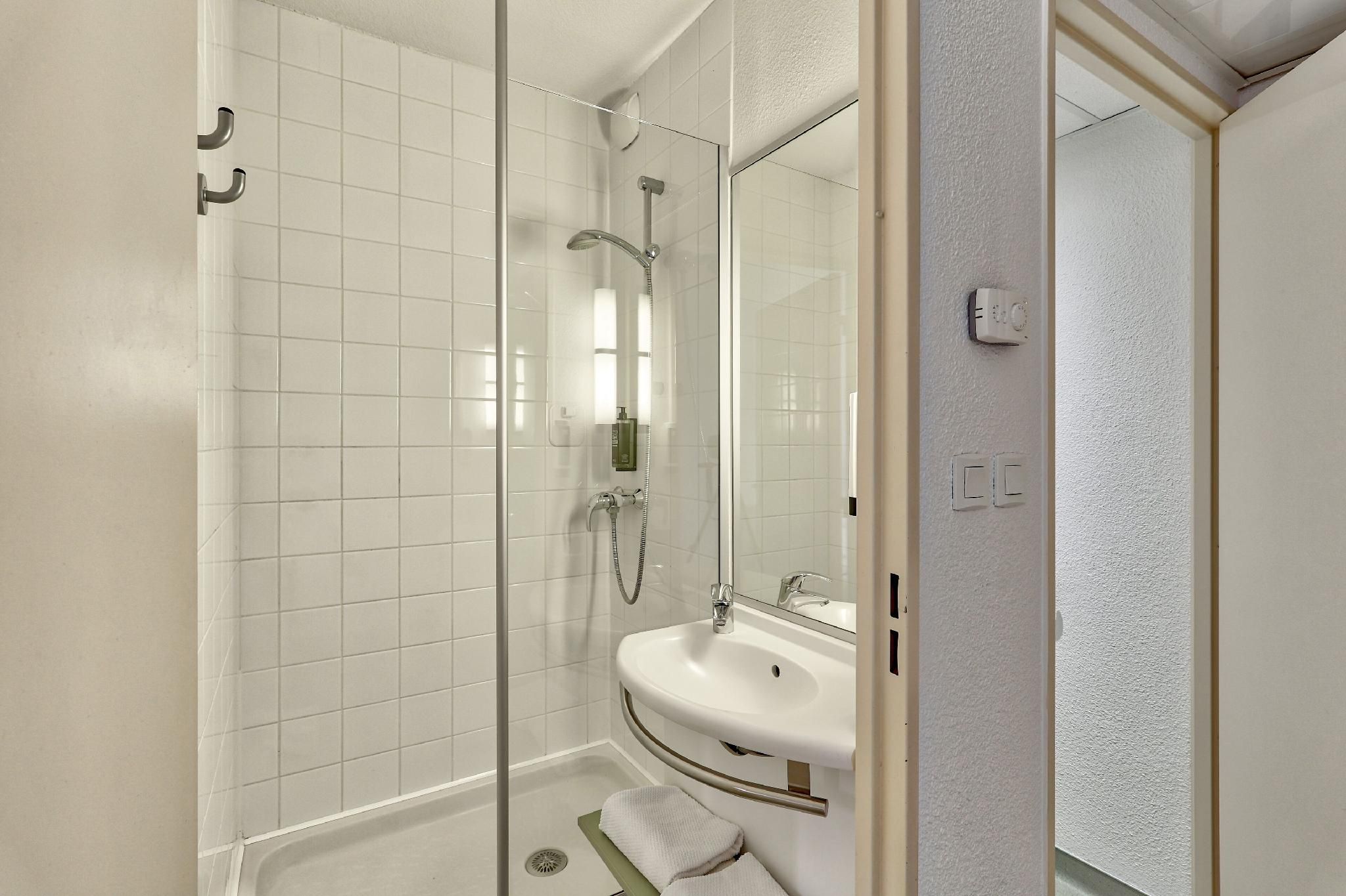 B&B HOTEL Montlucon Saint-Victor Double Room 3