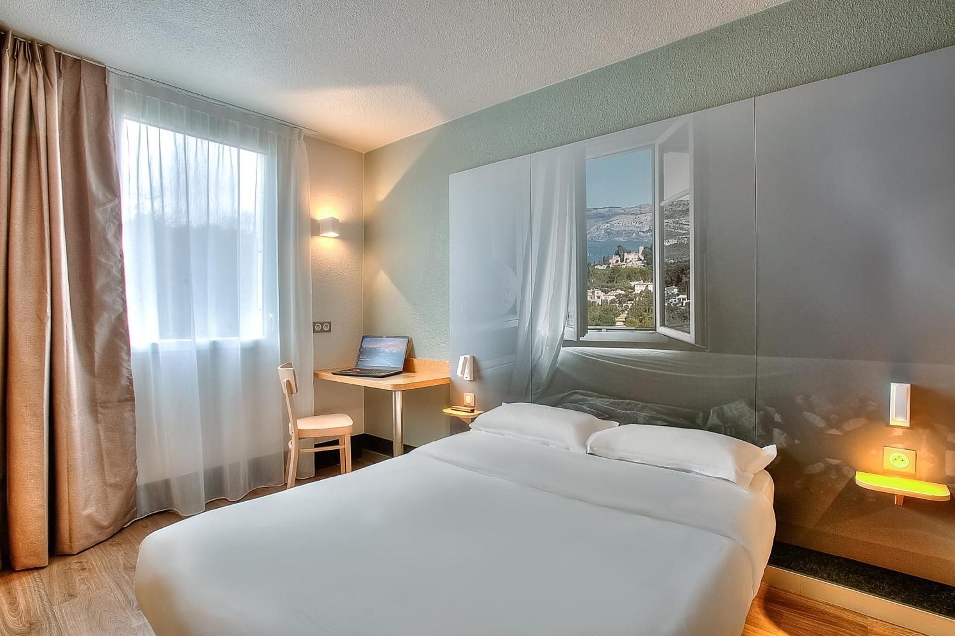 B&B HOTEL Antibes Sophia Antipolis Double Room - Disability Access