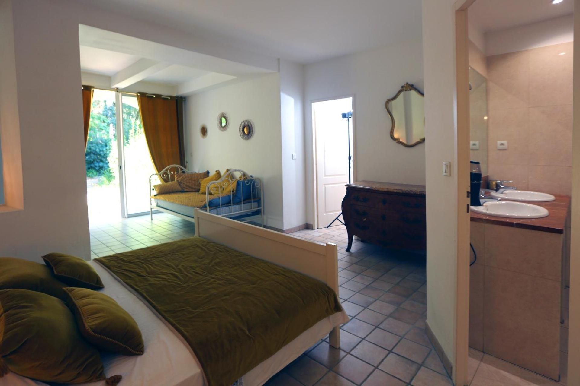 One-Bedroom Villa