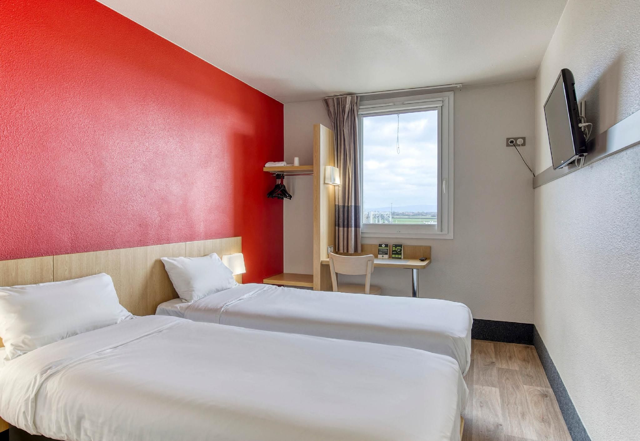 B&B HOTEL Clermont-Ferrand Gerzat Twin Room 2