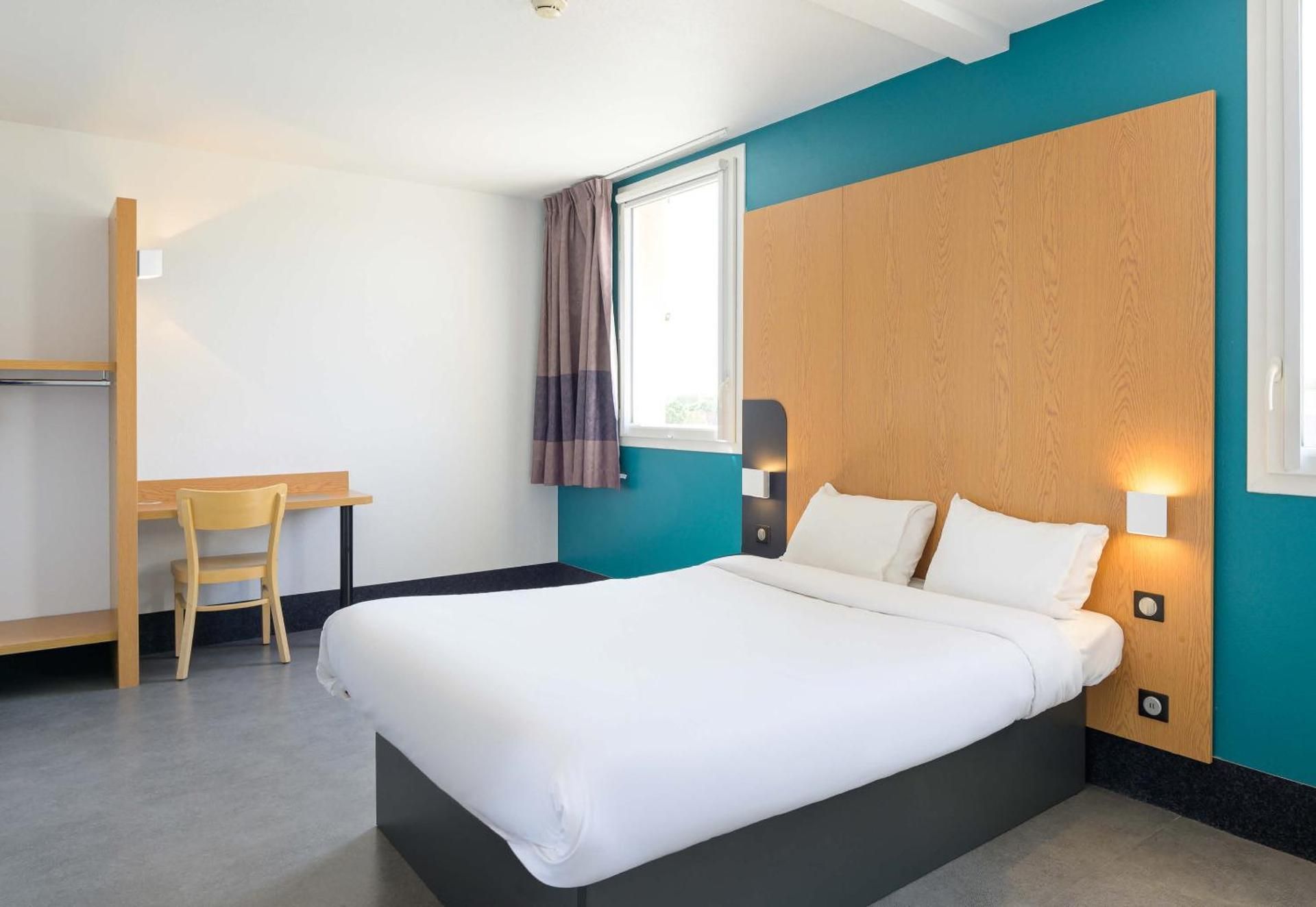 B&B HOTEL Lieusaint Carre Senart Double Room - Disability Access 2