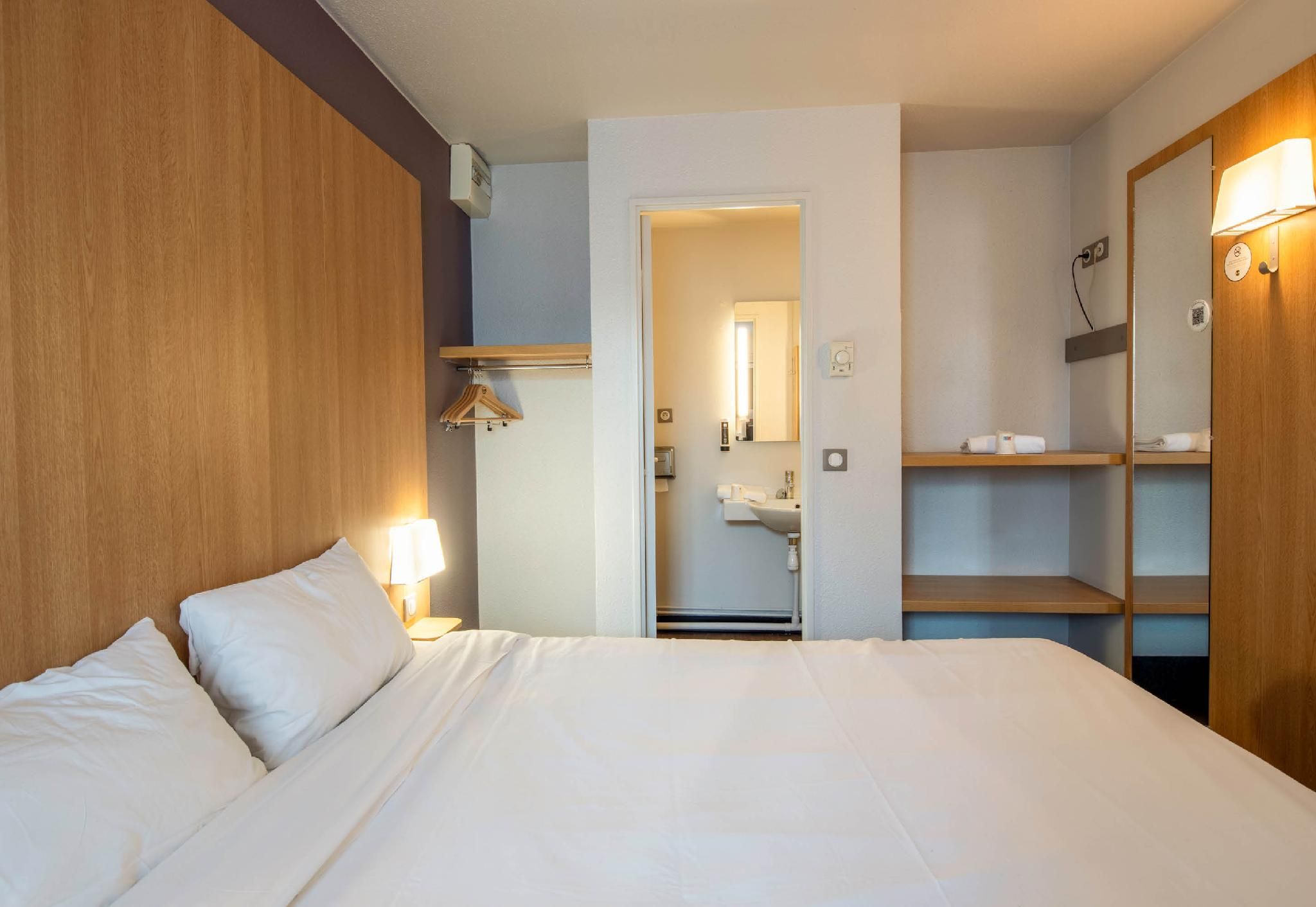 B&B HOTEL Amiens Double Room - Non-Smoking