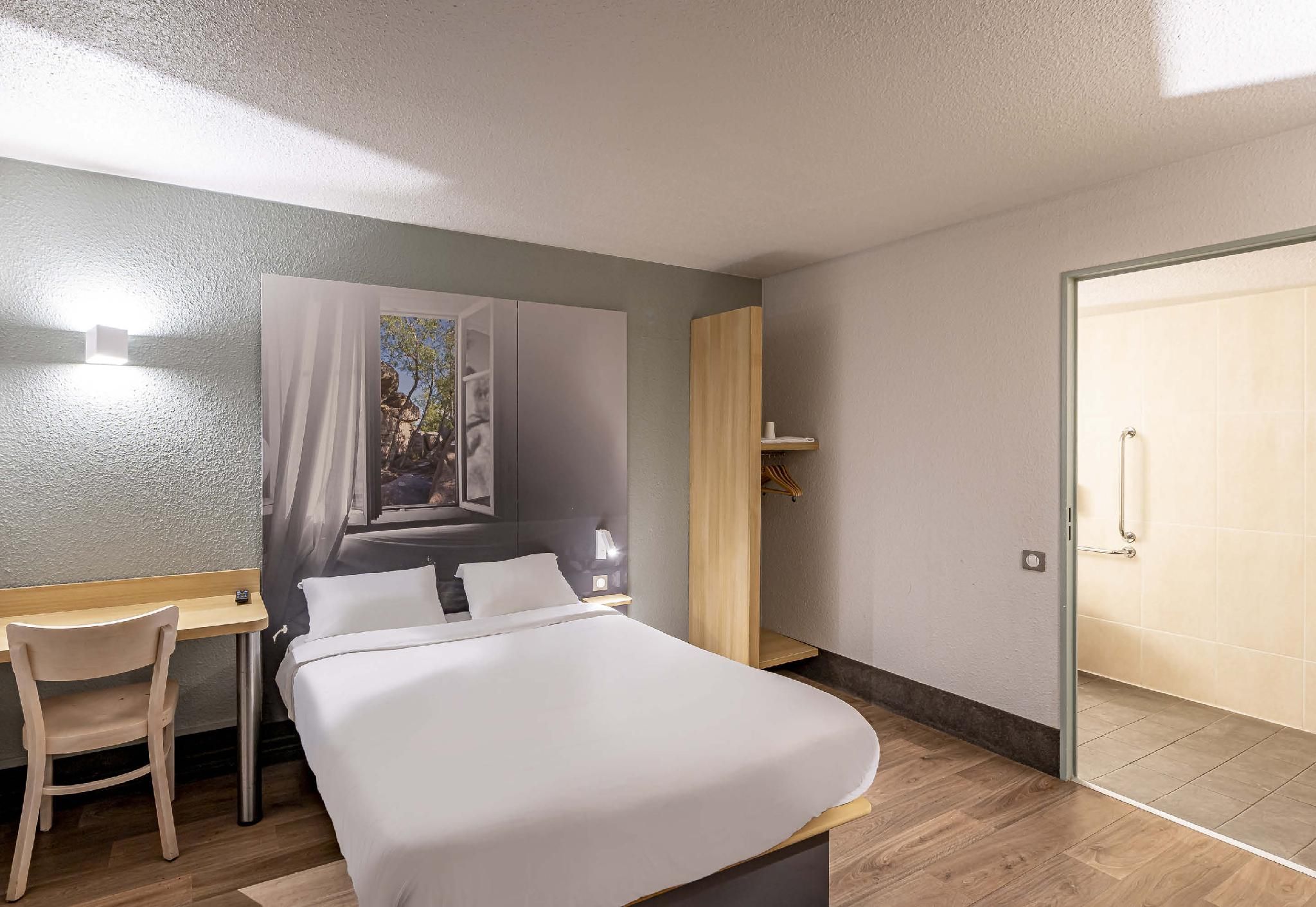 Double Room - Disability Access