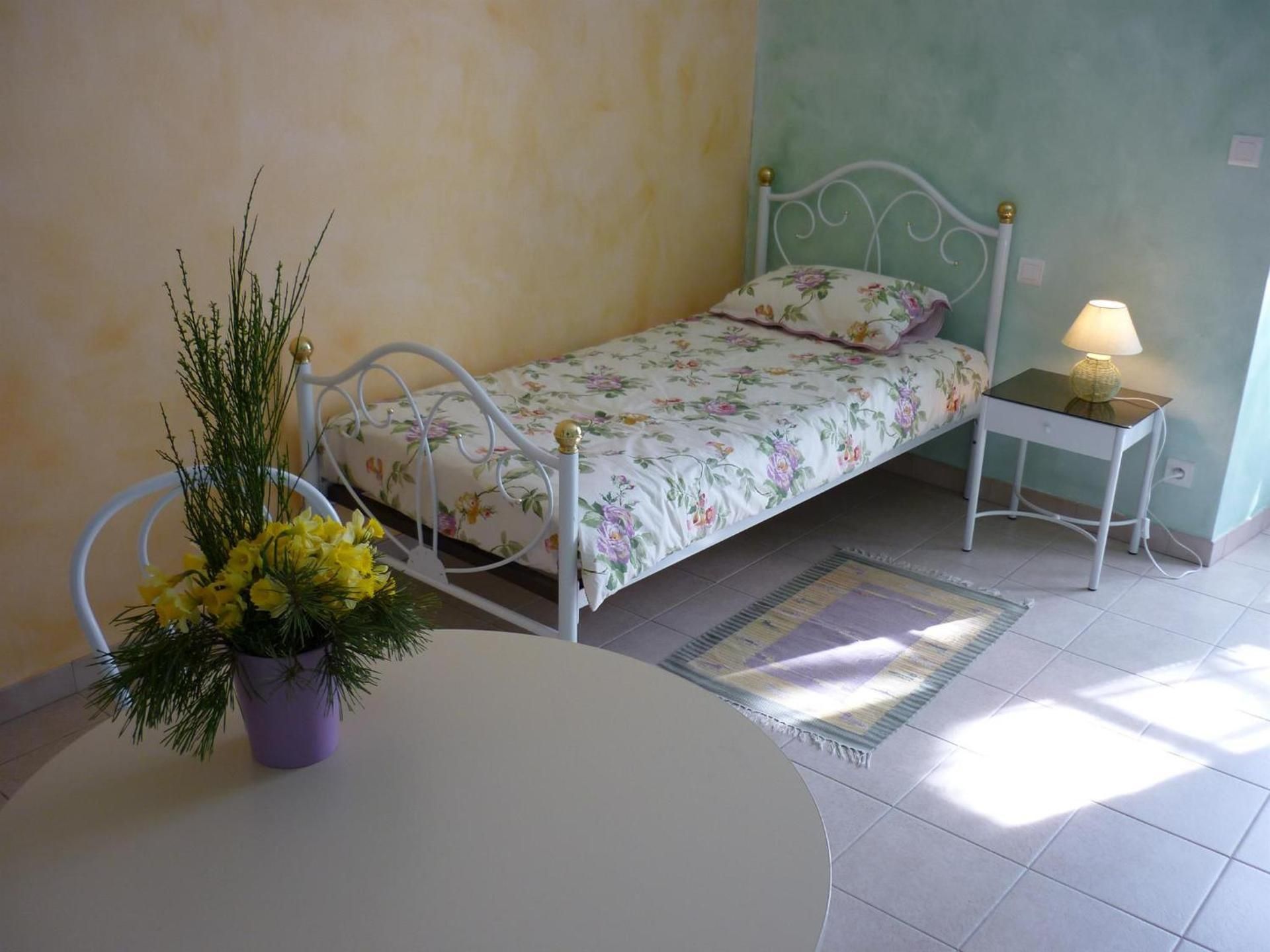 Ferme du Pigeonnier Family Room with Shower 2