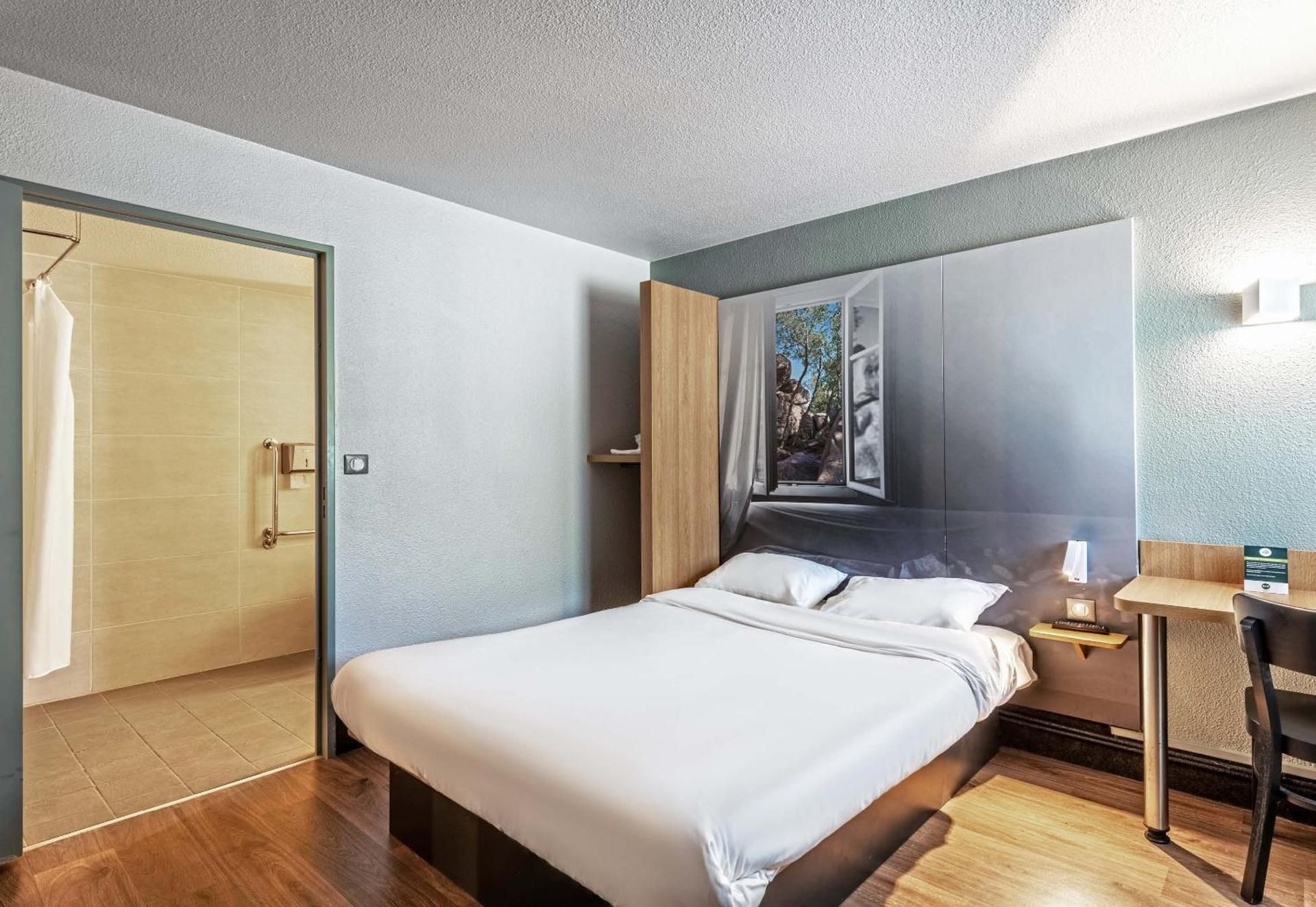 B&B HOTEL Morlaix Double Room - Disability Access