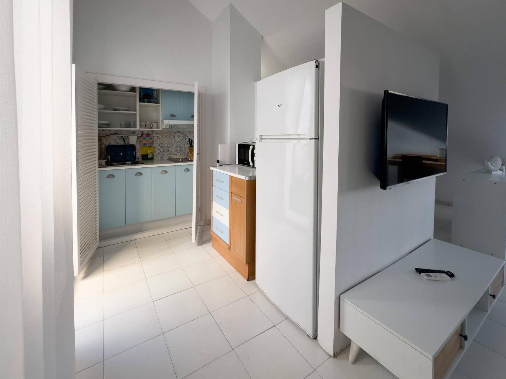 Superior One Bedroom Apartment