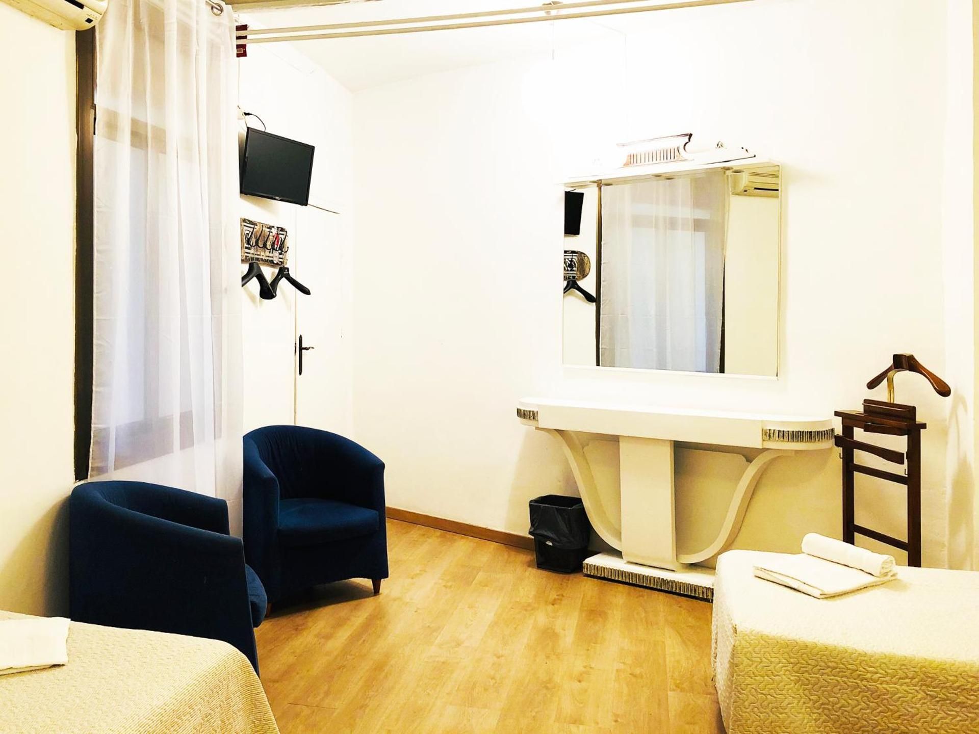 Triple Room