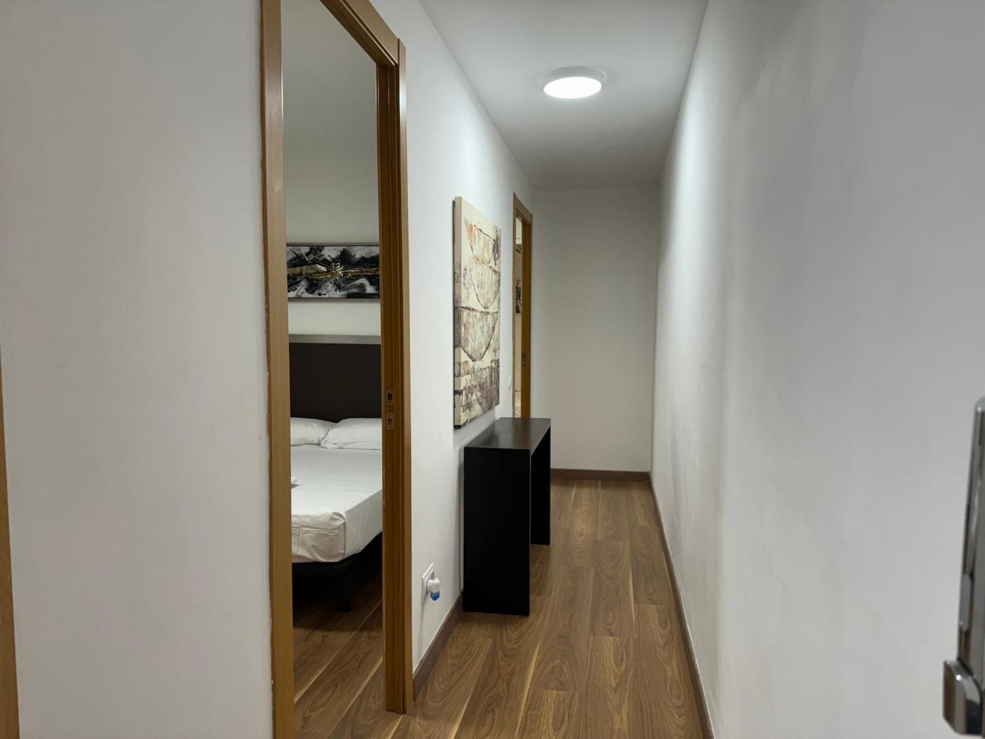 Sweet BCN Laforja Two-Bedroom Apartment