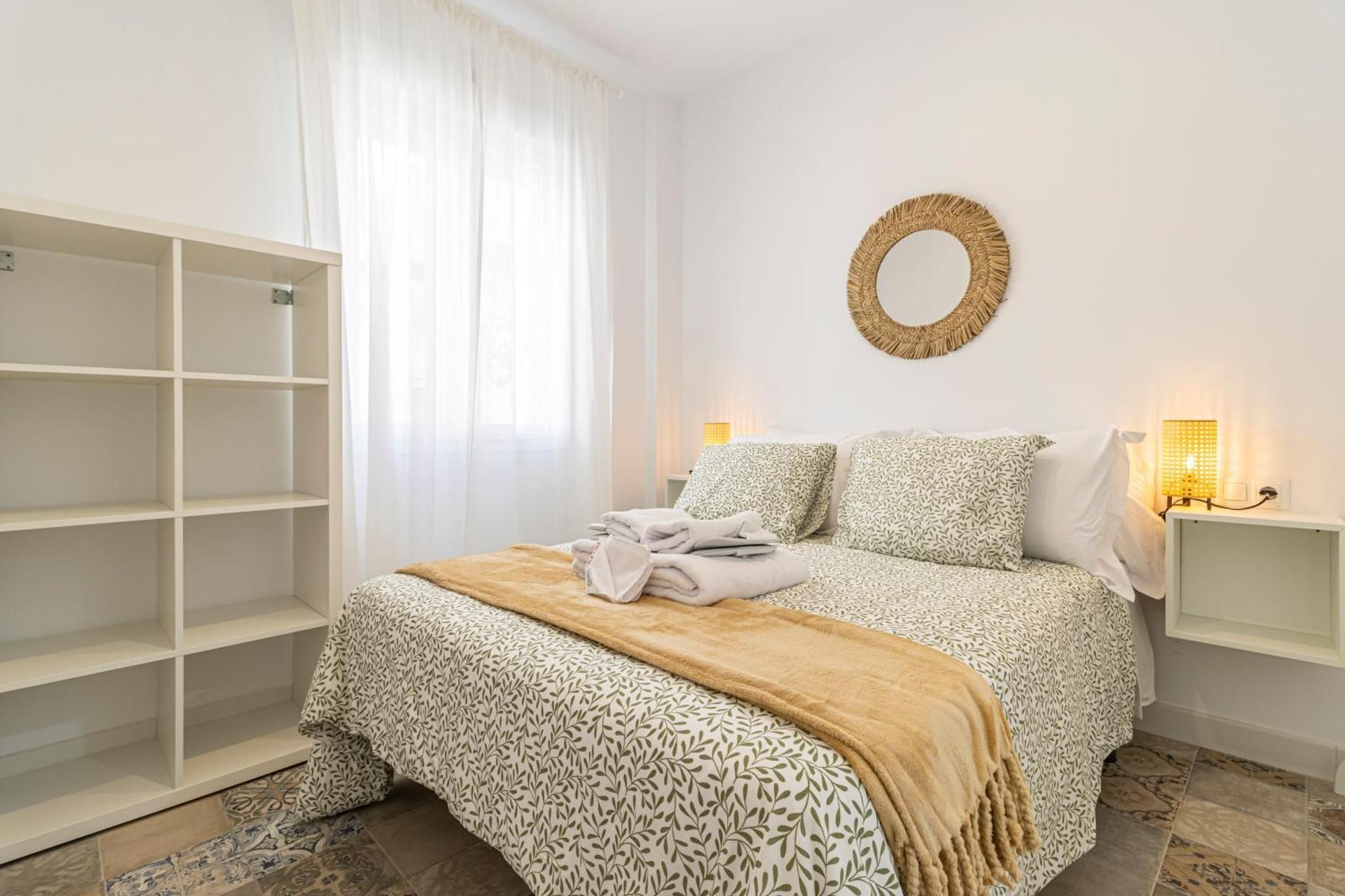 Studio Apartment with Balcony