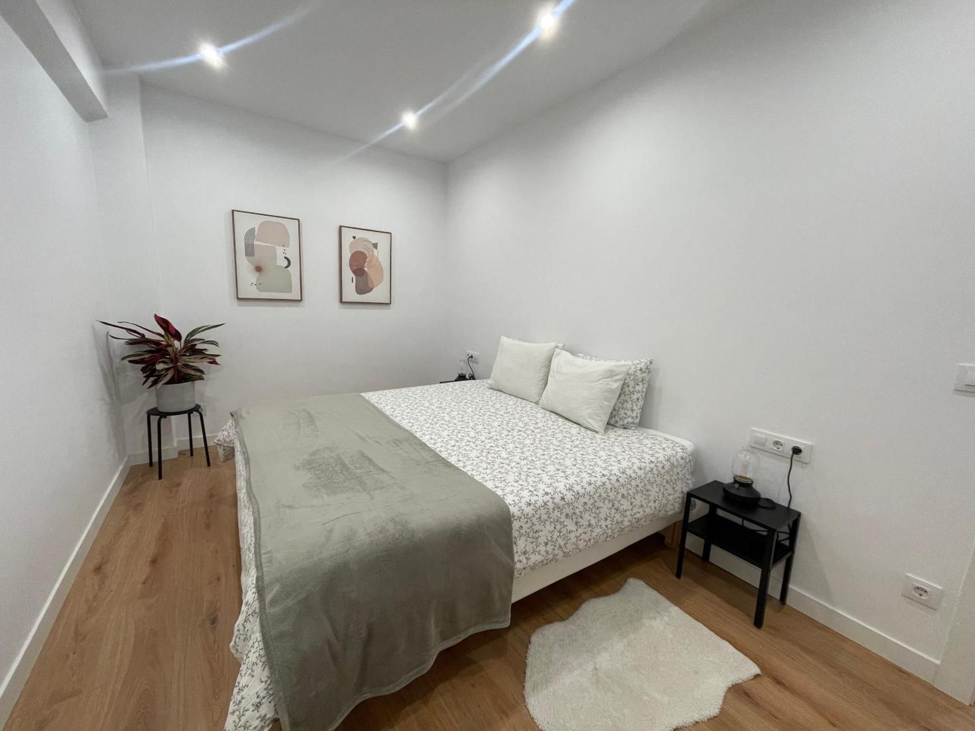 Double Room with Shared Bathroom