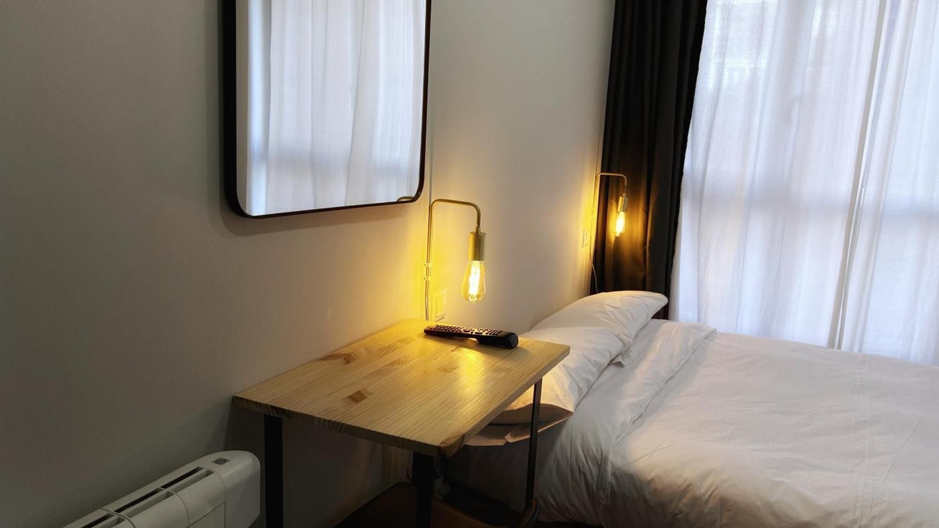 Single Room with Private Bathroom