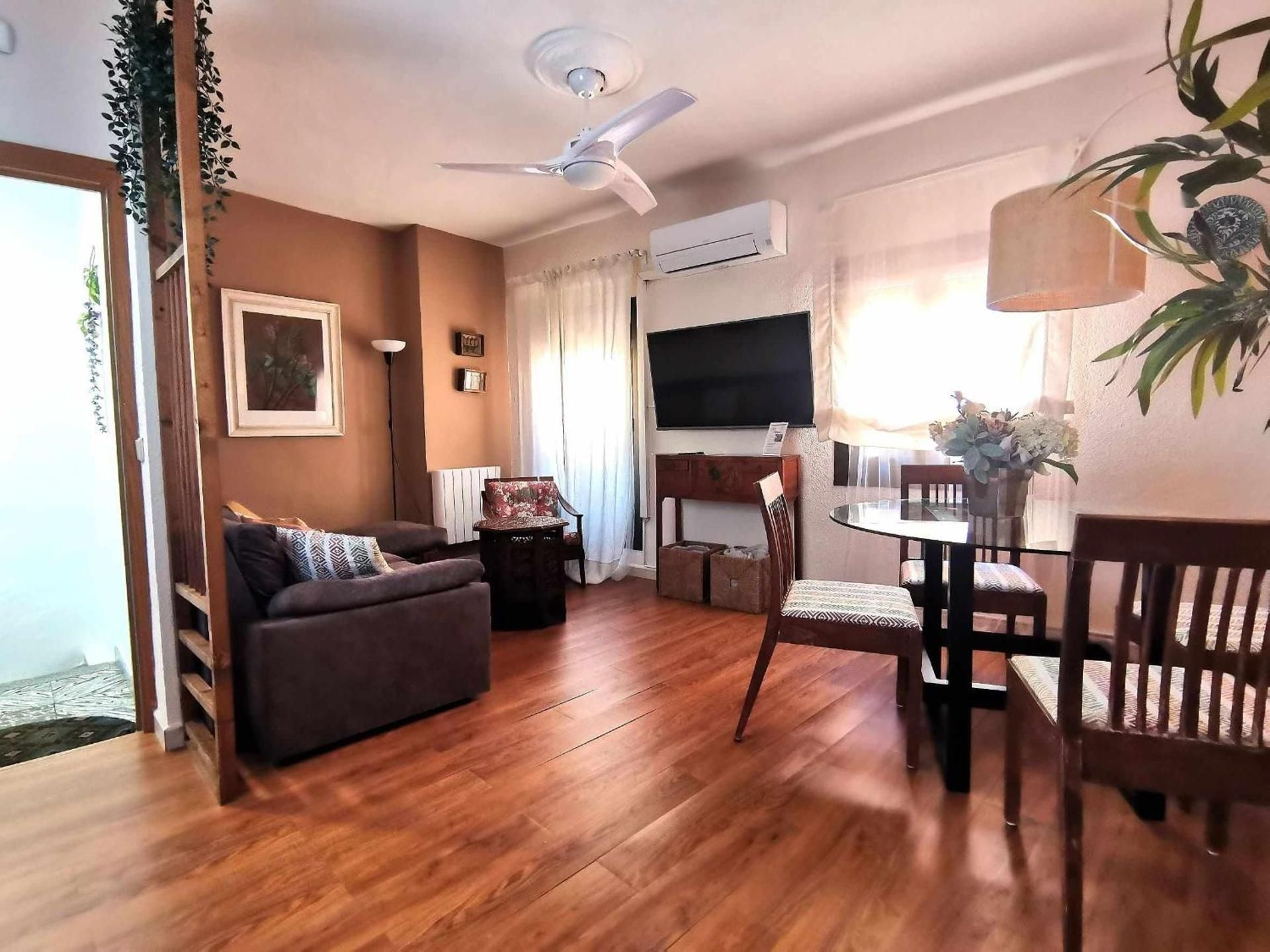 Two-Bedroom Apartment Manuela II (Segunda Planta)