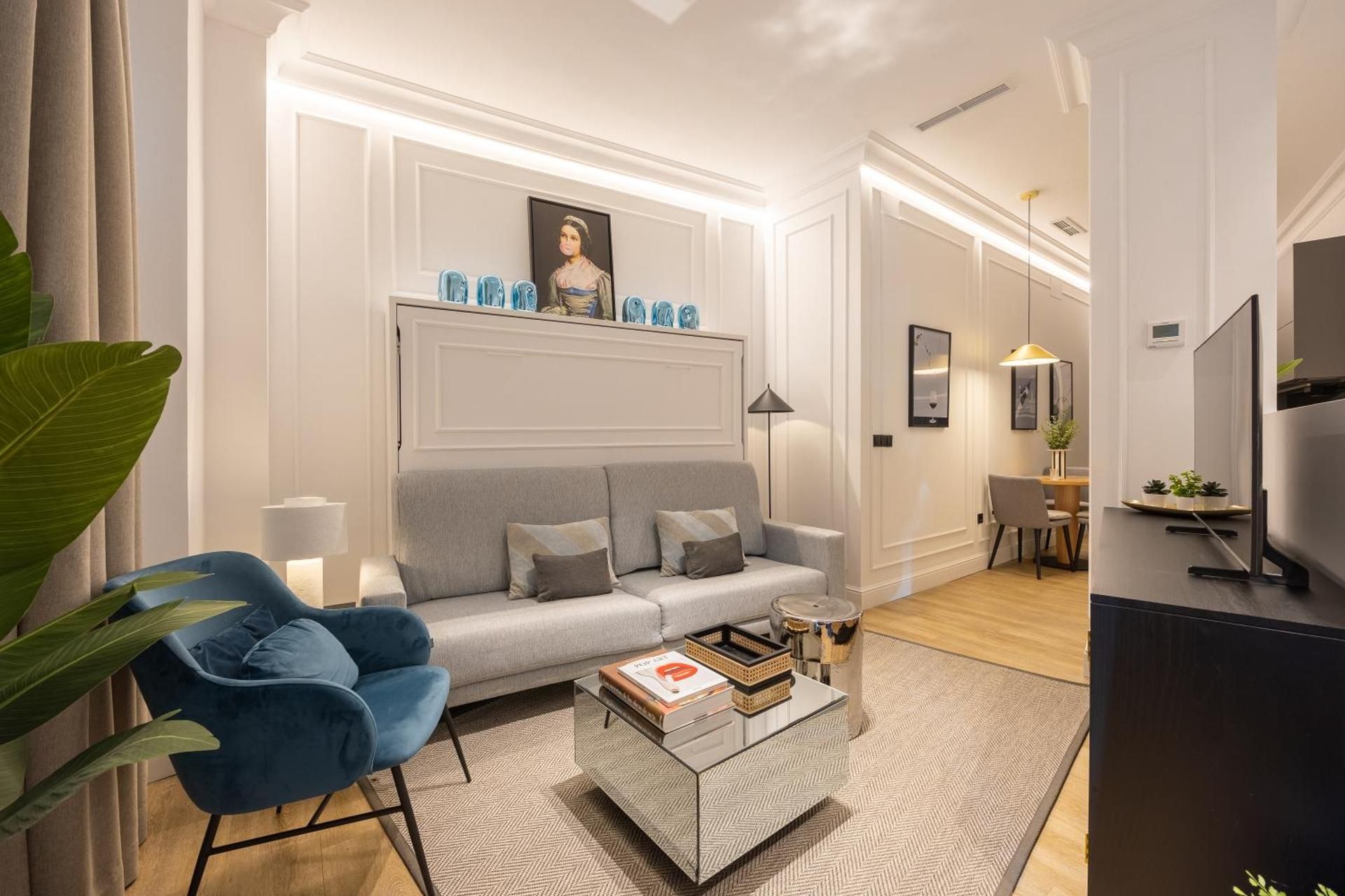 One-Bedroom Apartment