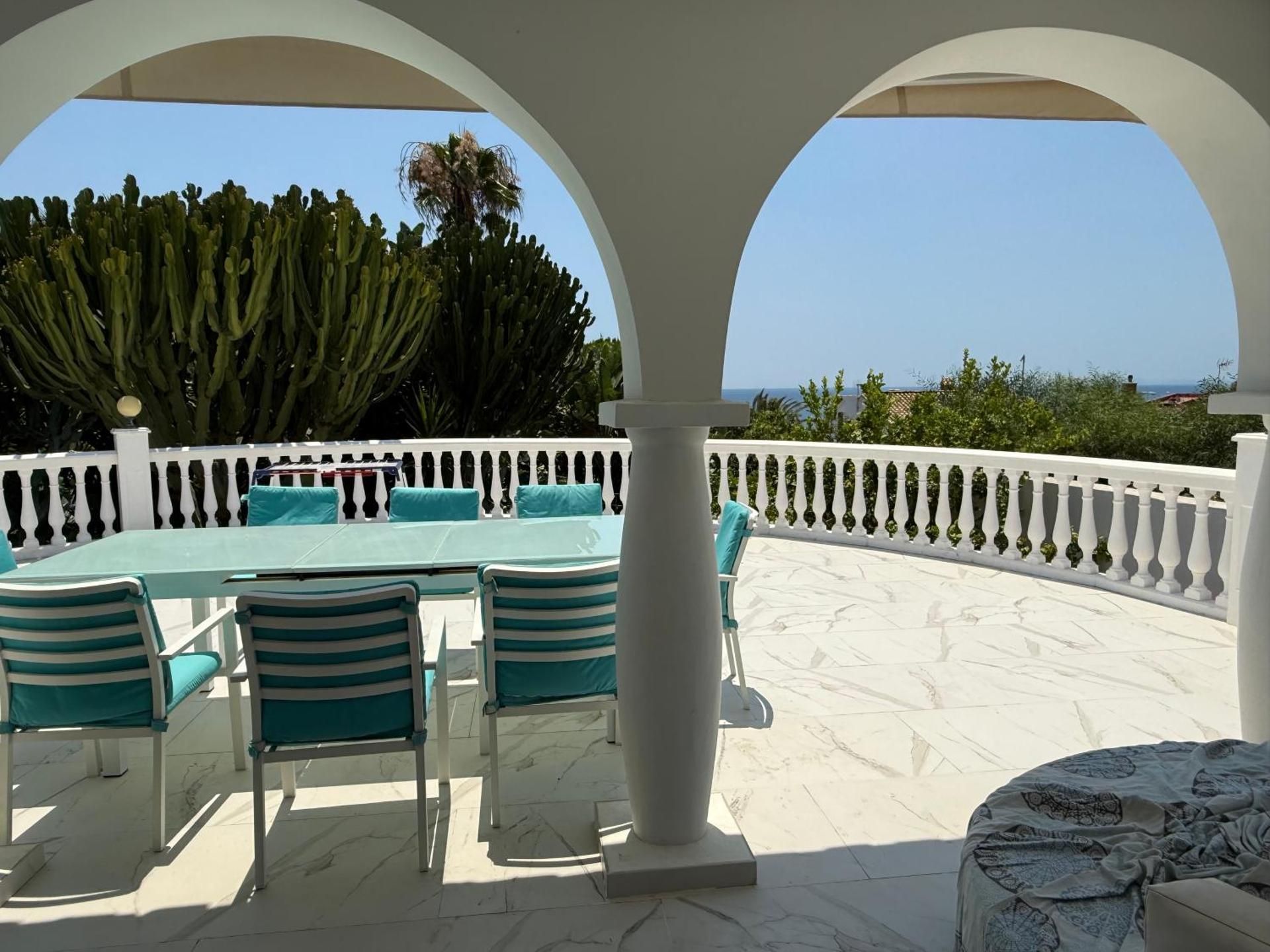 Apartment with Sea View