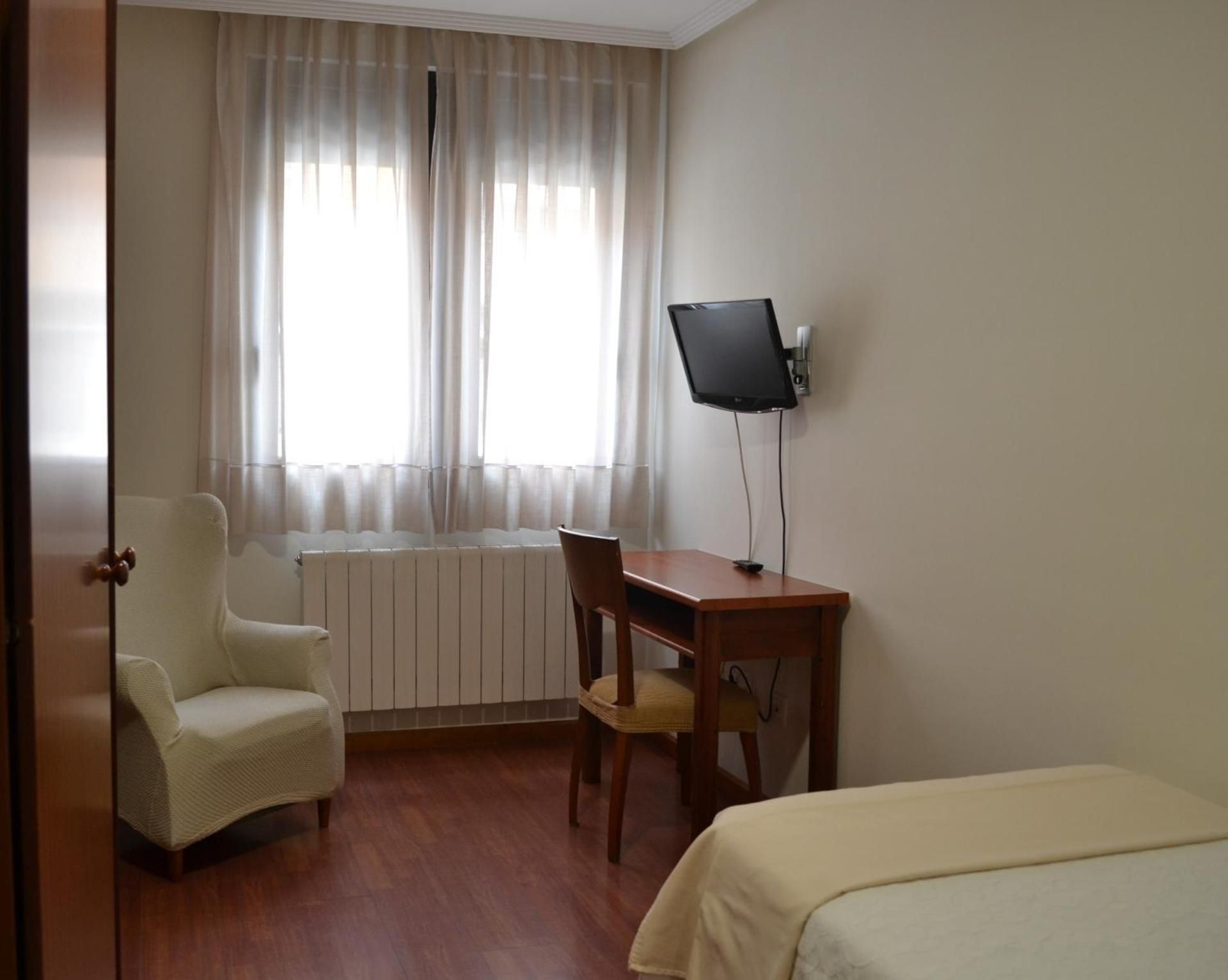 Small Single Room