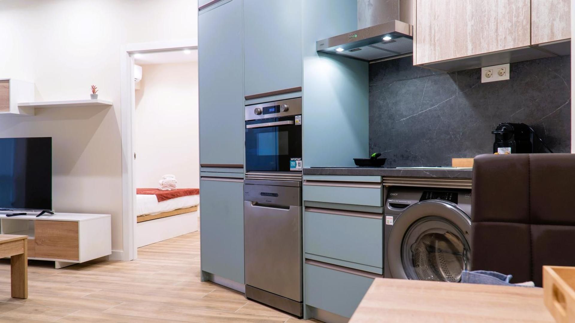 One-Bedroom Apartment