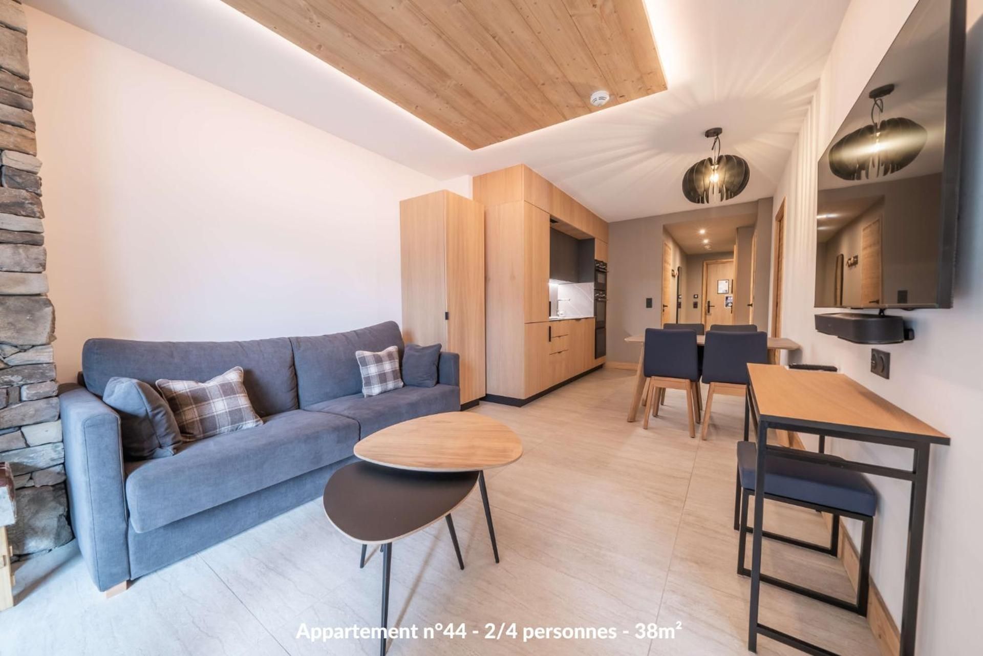 One-Bedroom Apartment