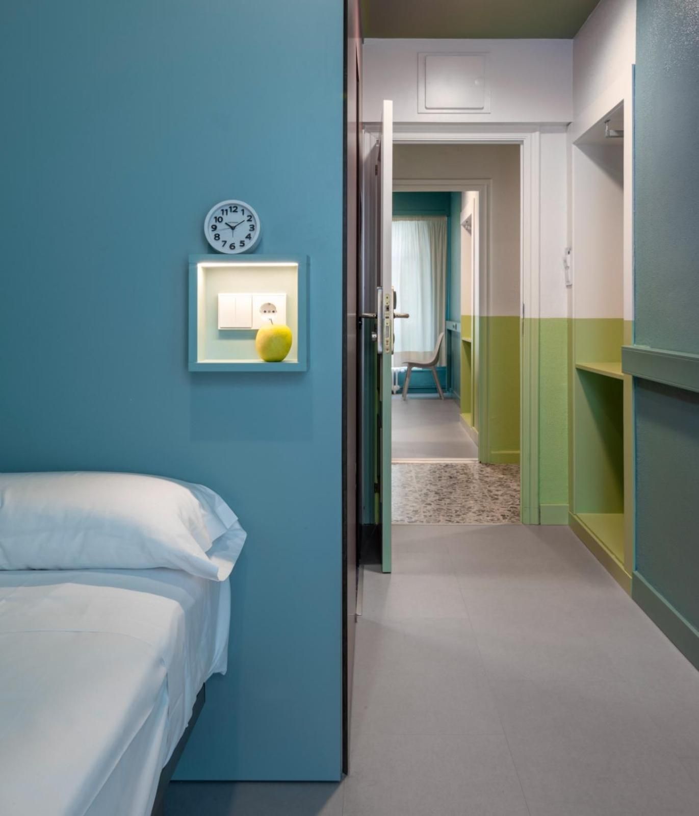 Single Room with Private Bathroom