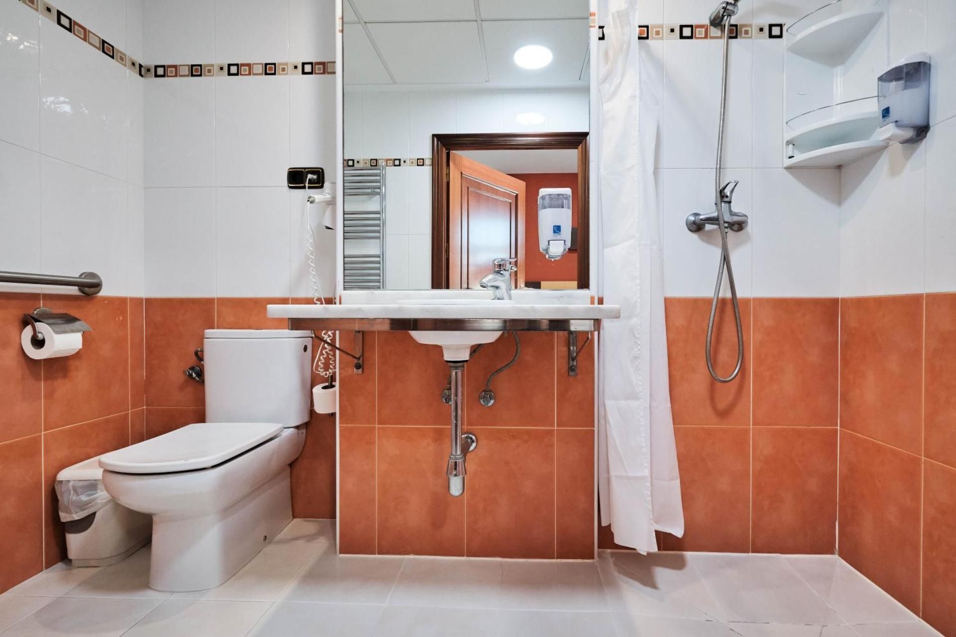 Triple Room with Private Bathroom