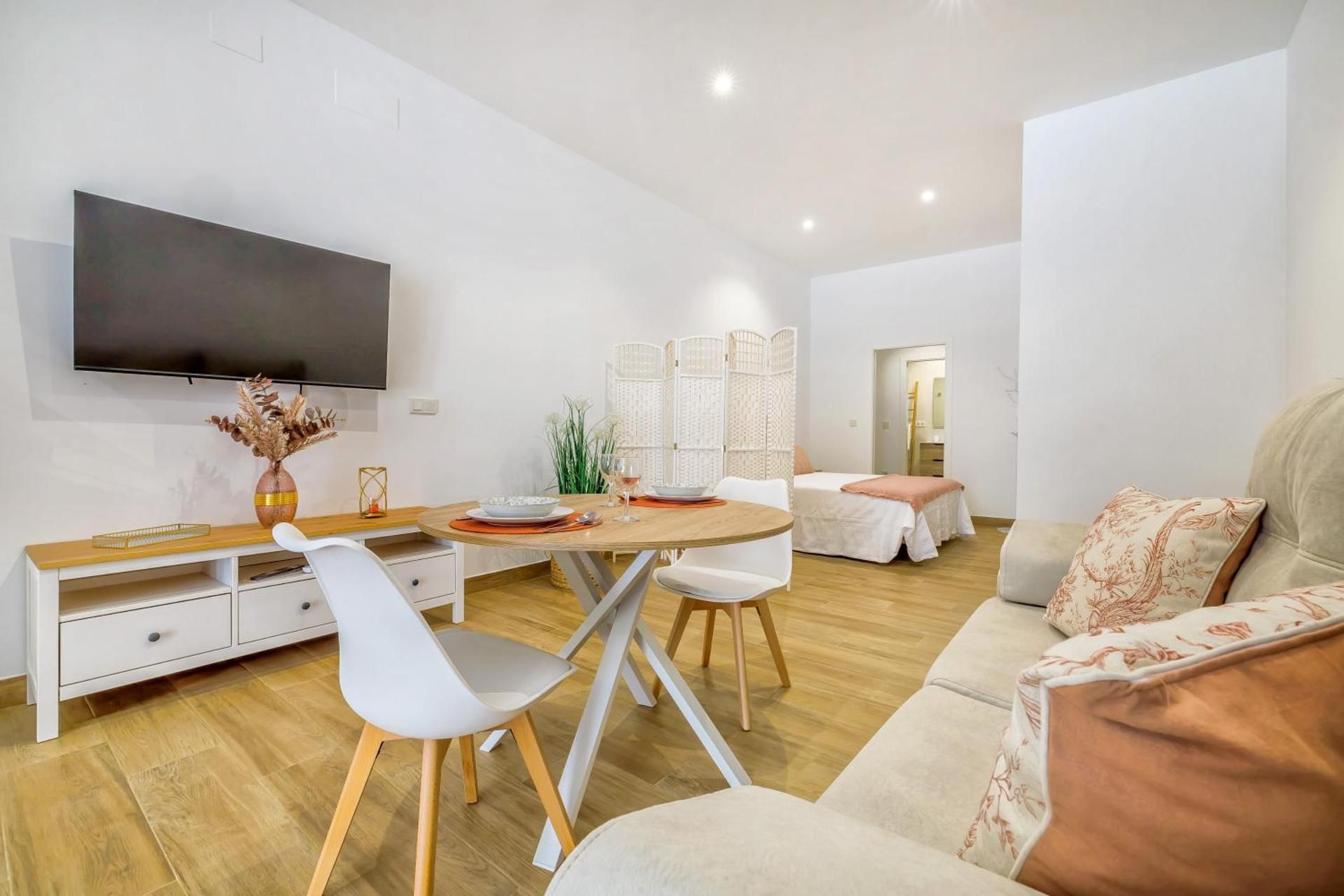 One-bedroom Loft Apartment 