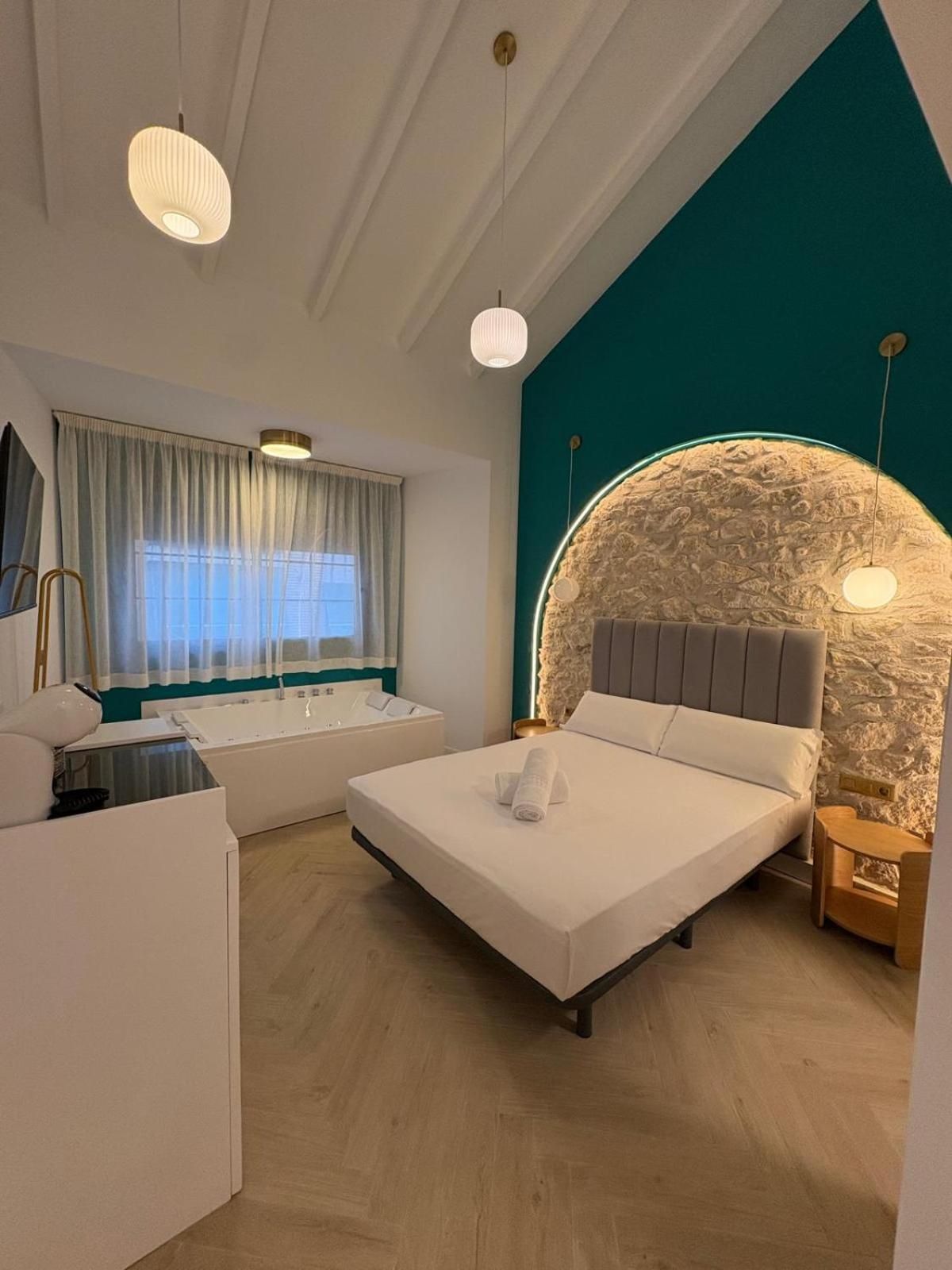 Double Room with Spa Bath