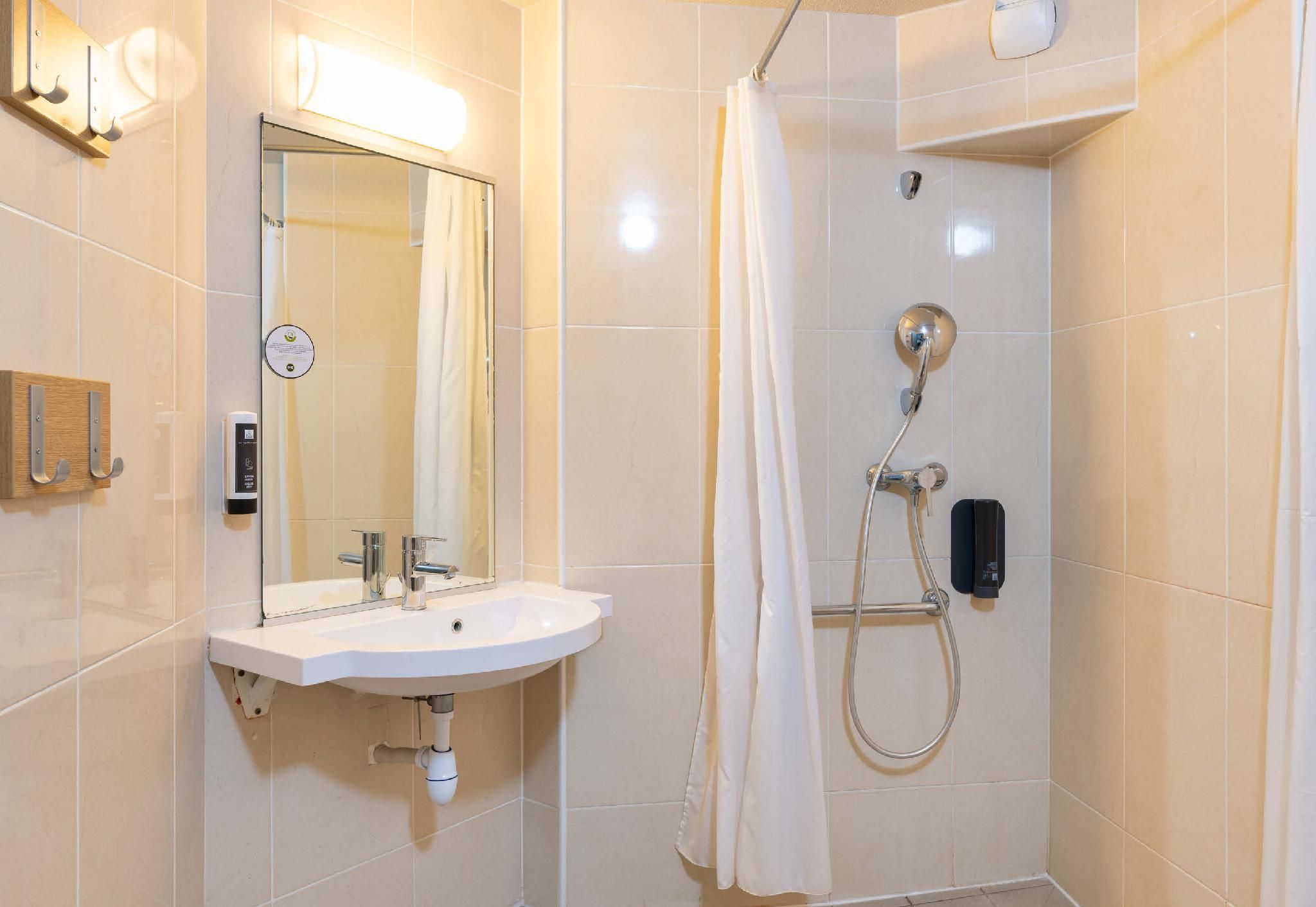 Double Room - Disability Access