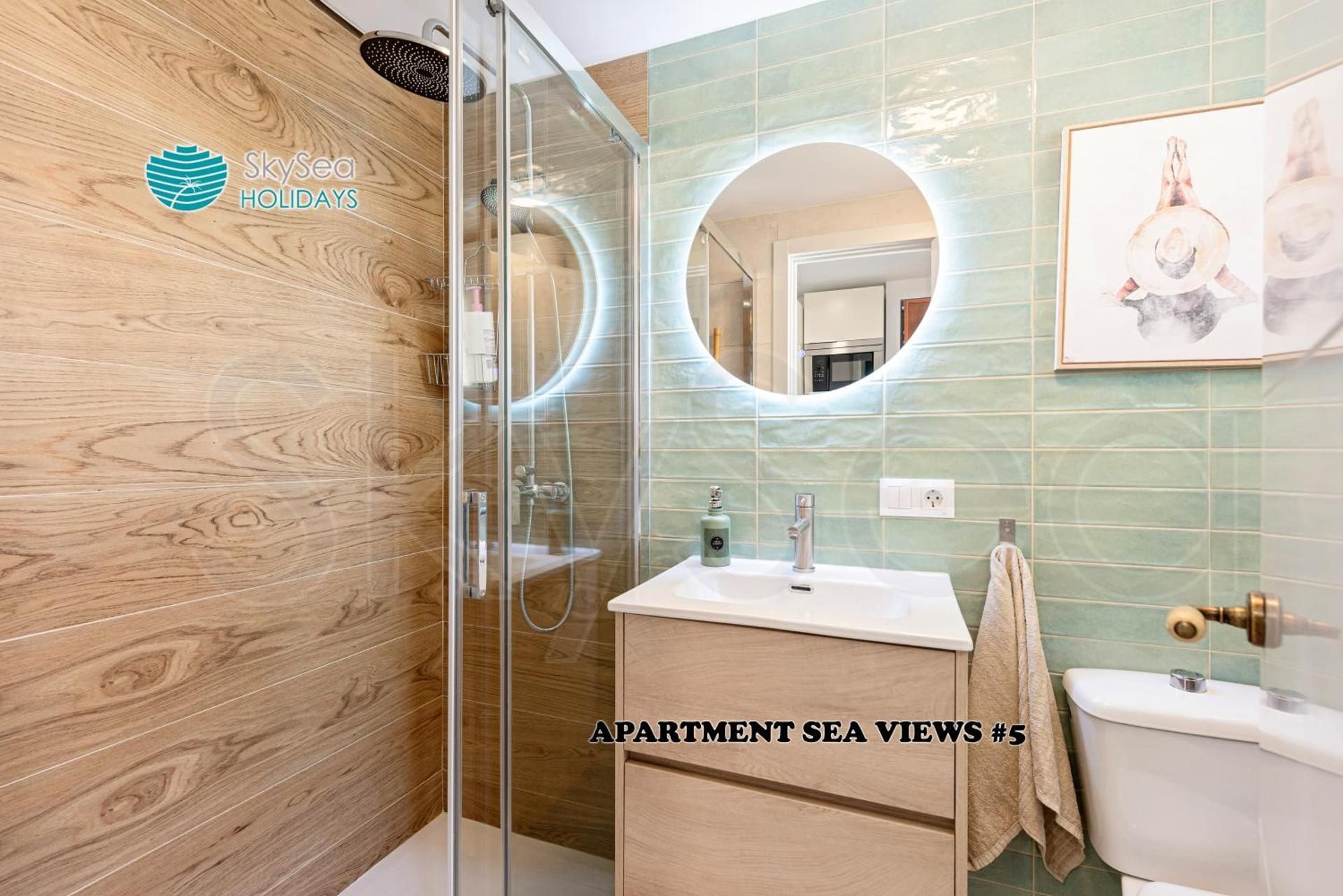 Apartment Sea Views #5